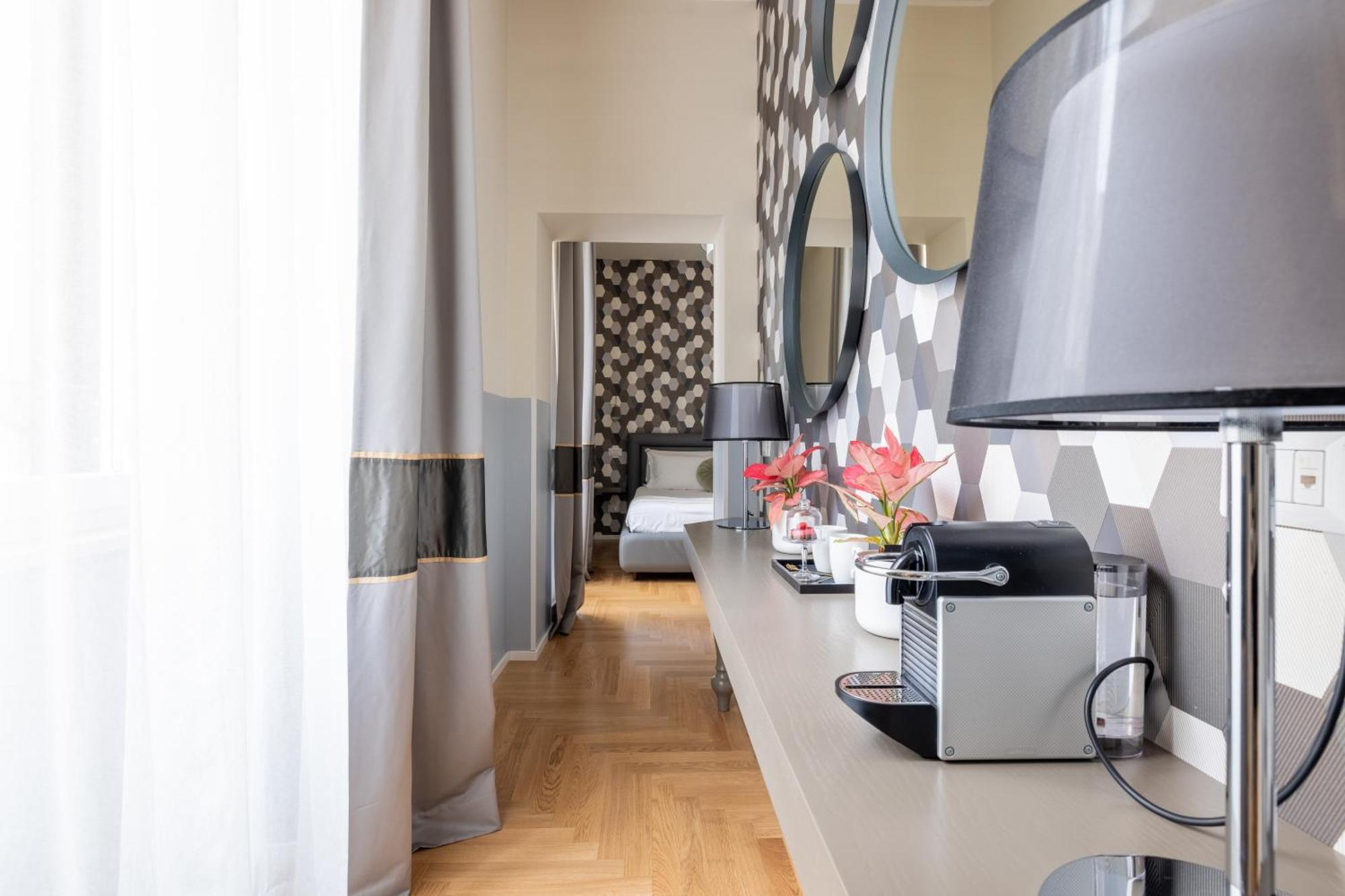 Acomodação com café da manhã  Romae Rex Roma