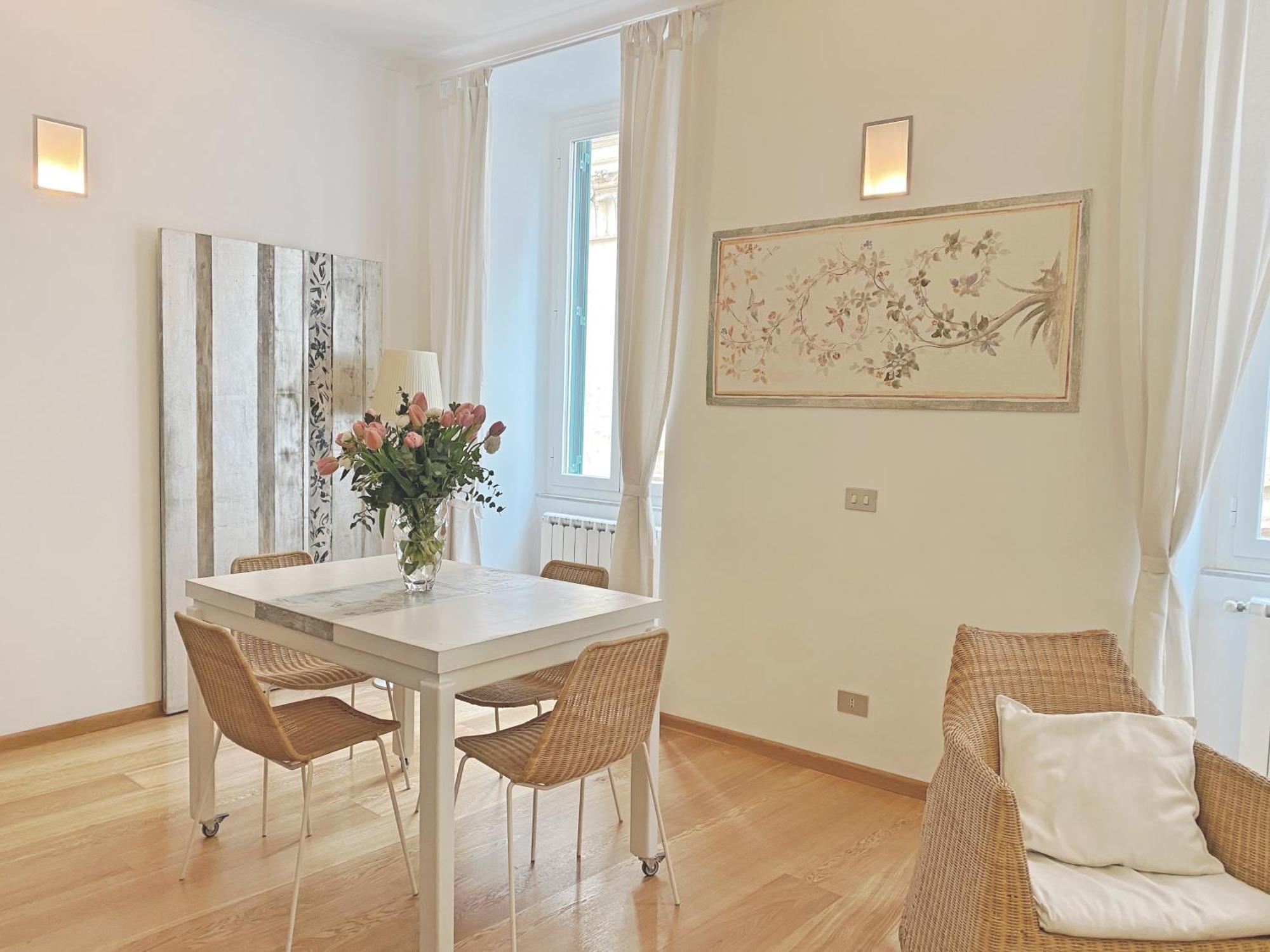 Via Giulia / Historic Center Of Apartamento *