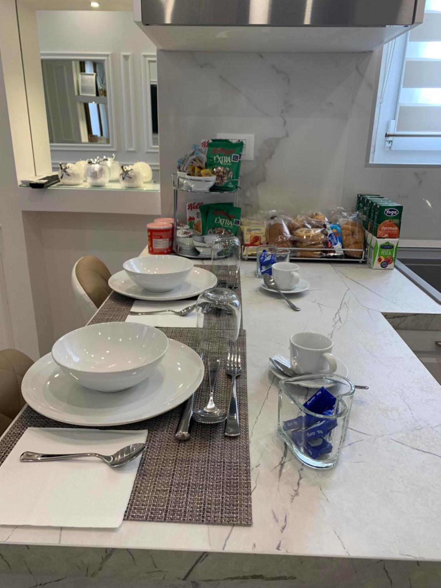 Apartment 6 Al