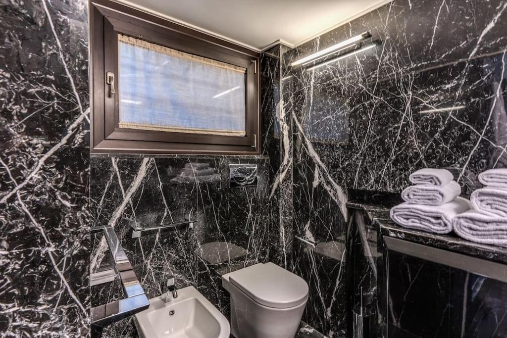 Domus Mondrian Luxury House Apartment *