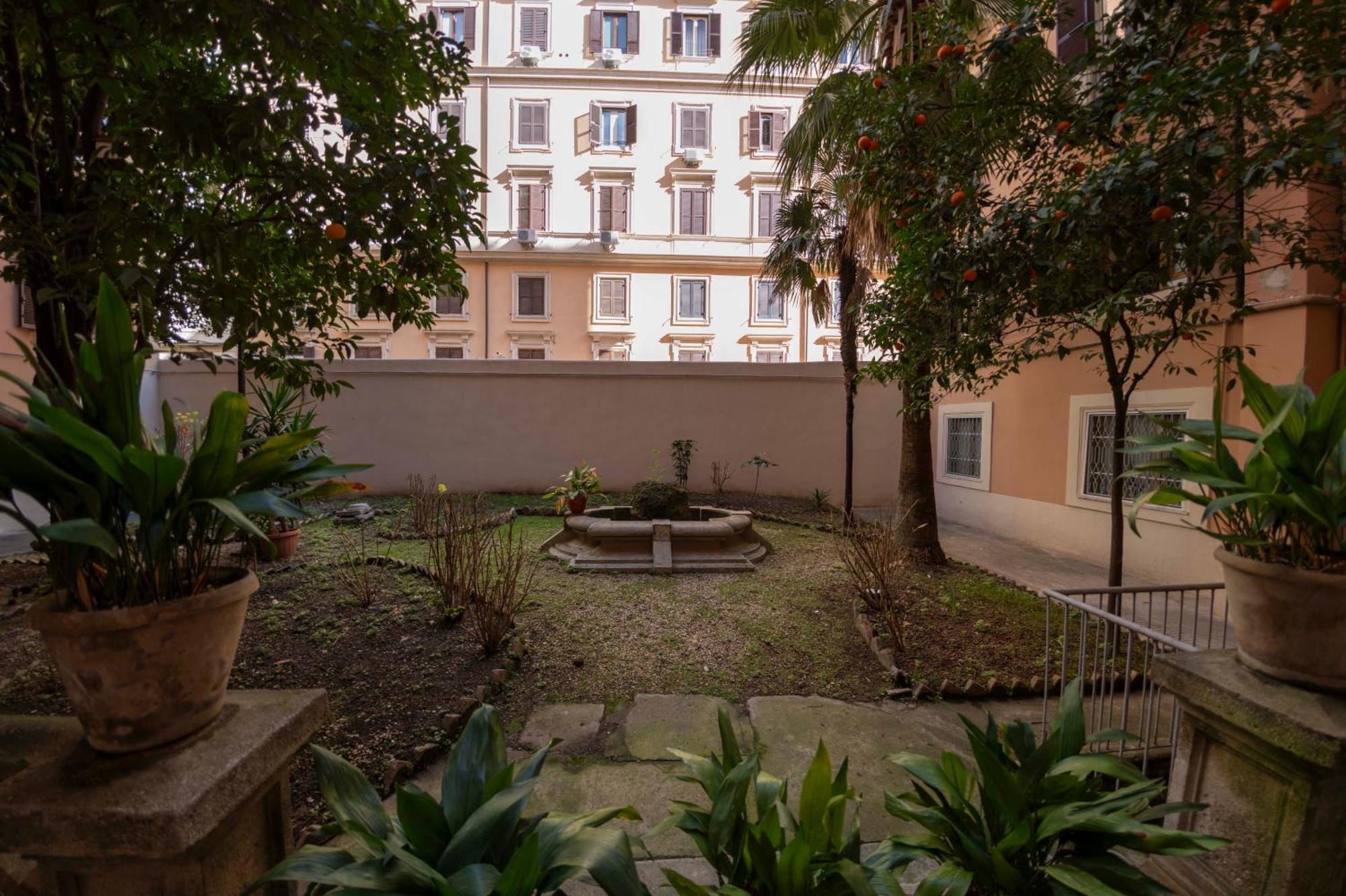 Alojamento de Acomodação e Pequeno-almoço Catone Luxury Roma