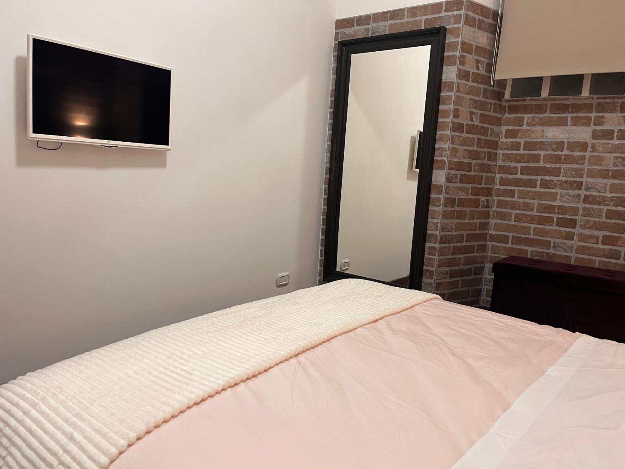 Apartment Casina Dacia Rom