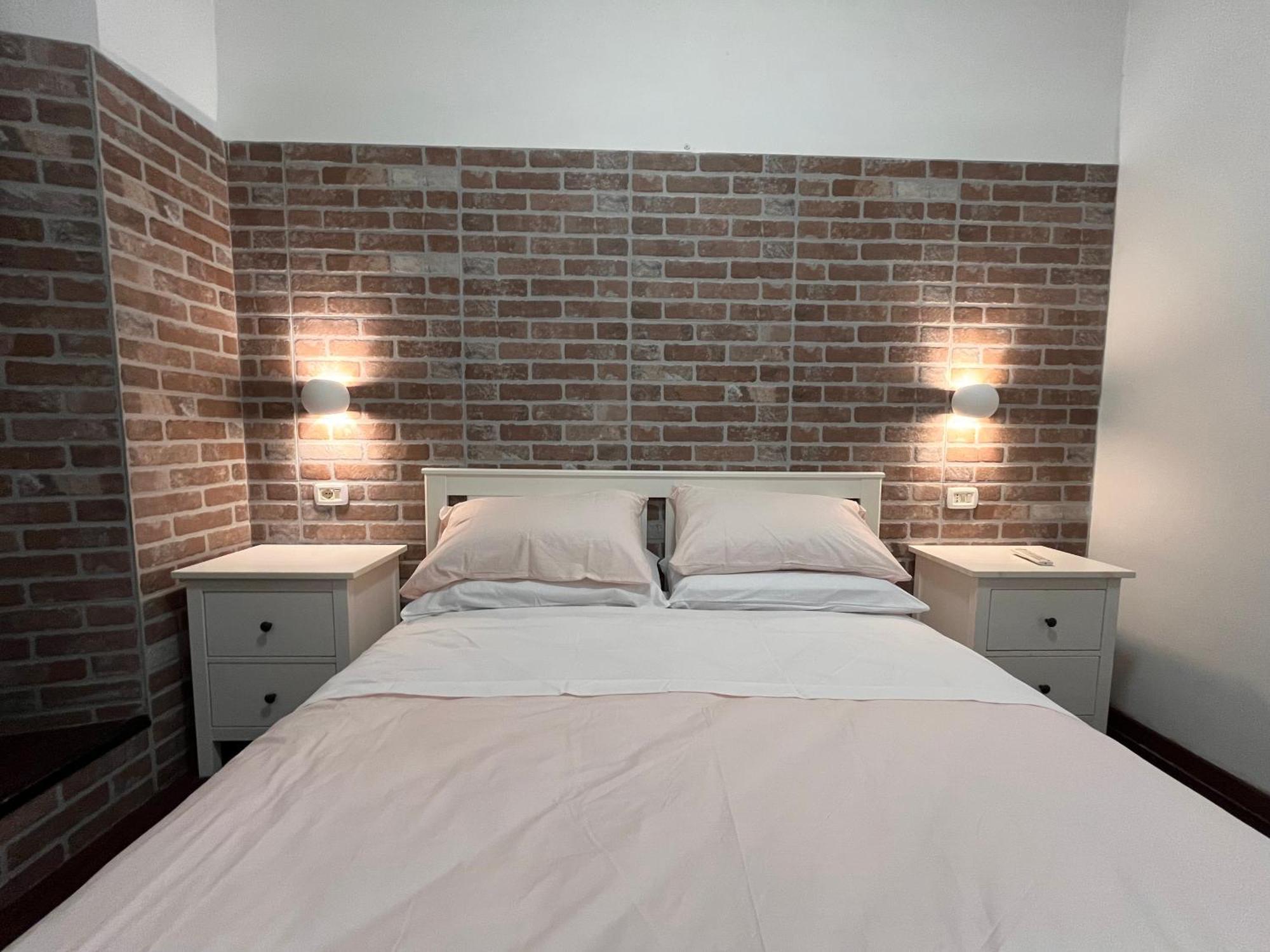 Casina Dacia * Rom