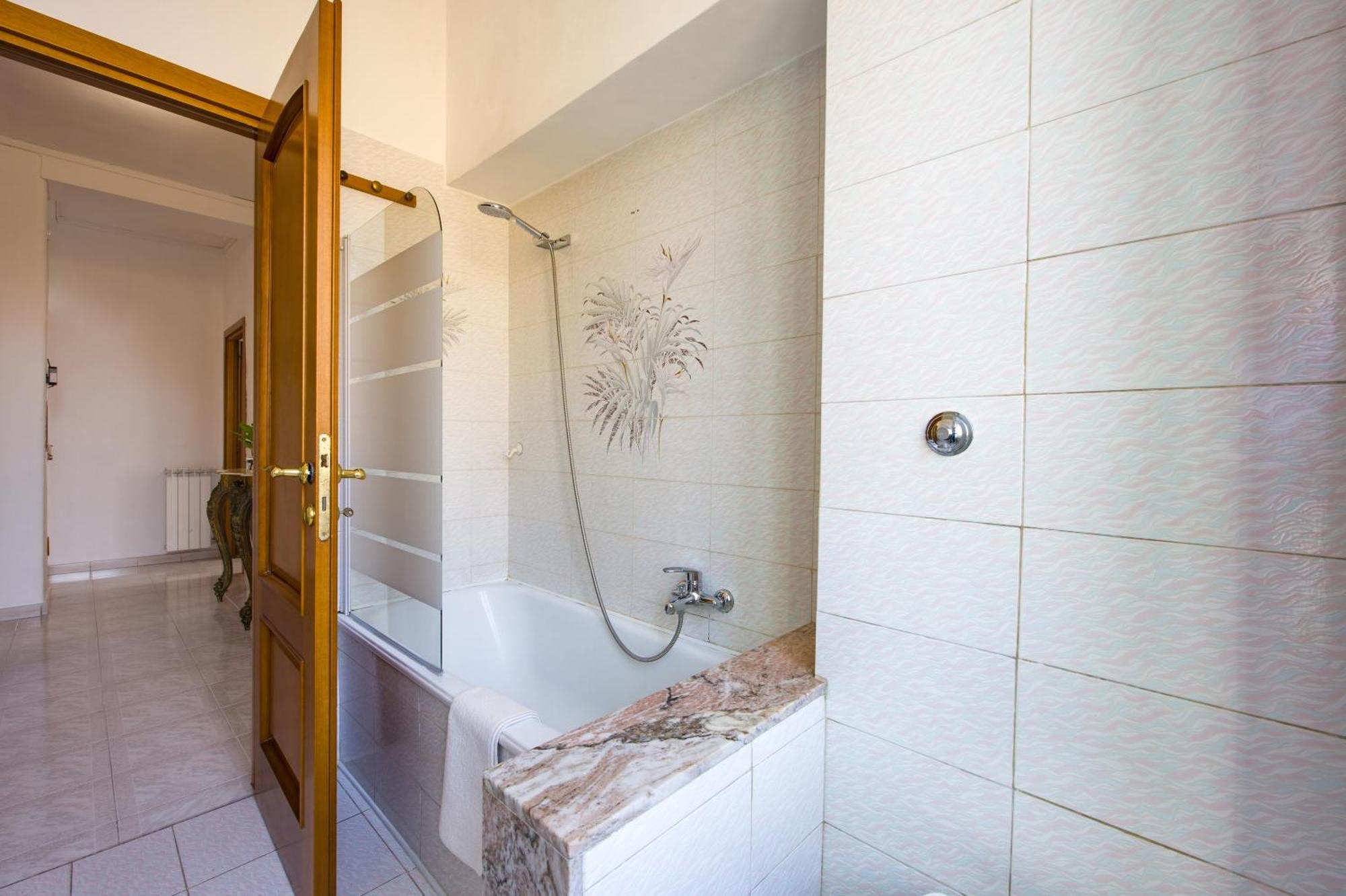 Apartment Mirti Classic Plaza Netflix Wi-fi And Relax In *