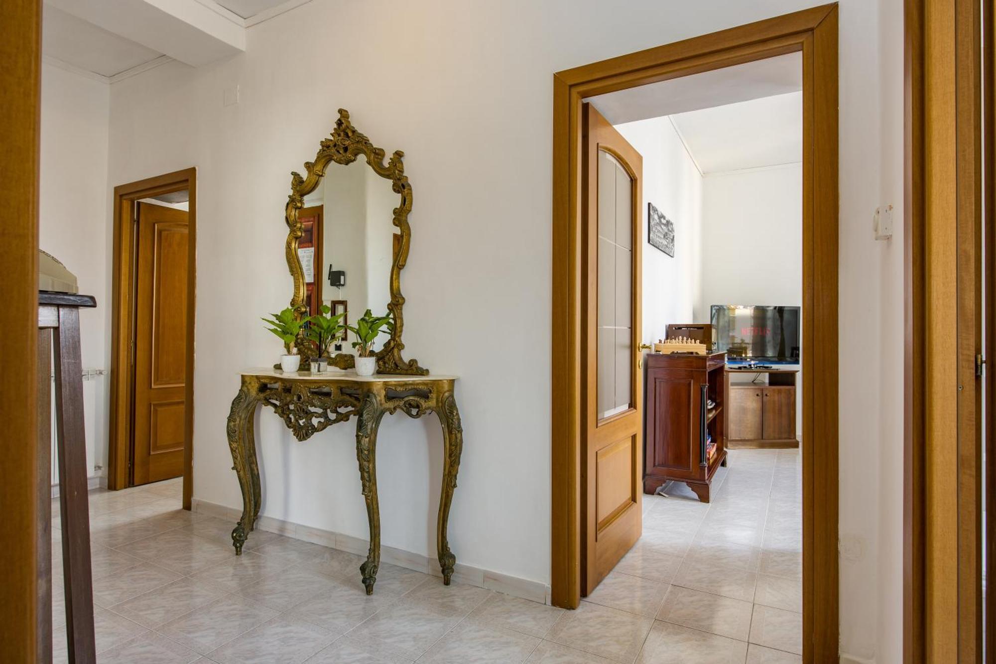 Apartment Mirti Classic Plaza Netflix Wi-fi And Relax In *