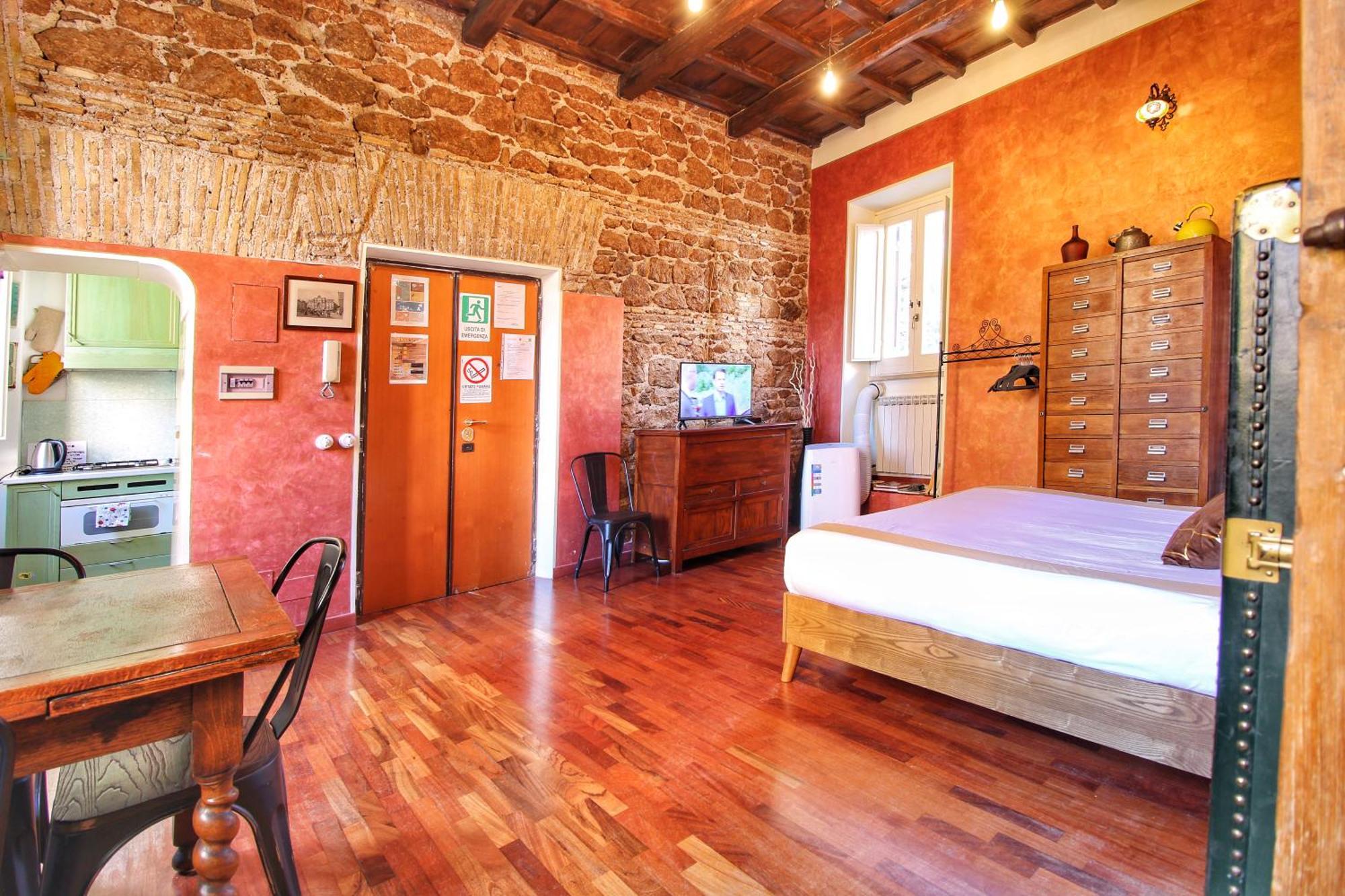 Apartamento Trastevere Charming Romantic Loft By Yourhost