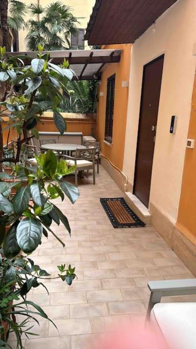Cola Di Rienzo 243 Relais-a Apartamento *