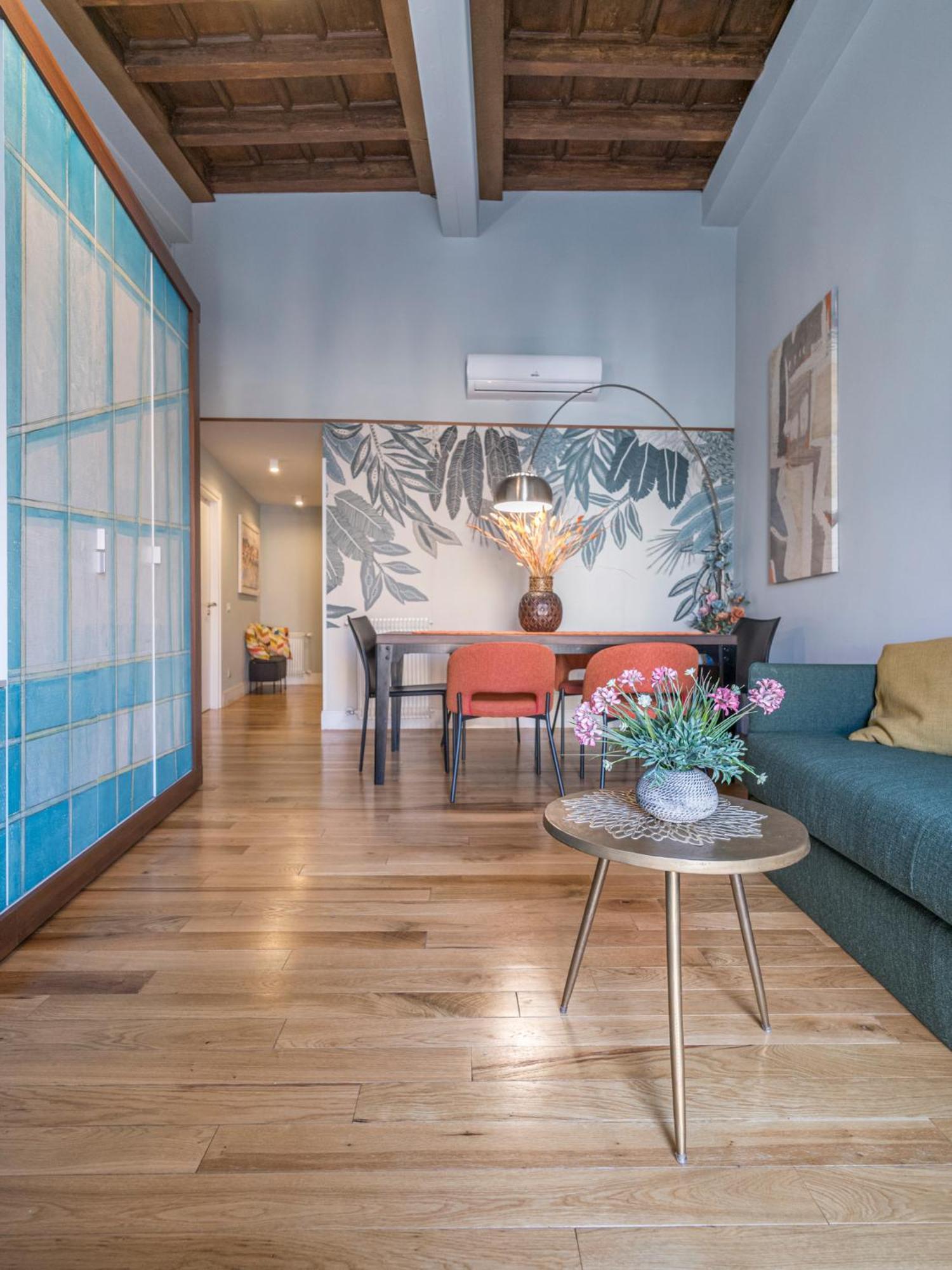 Navona Charming Balcony Apartment