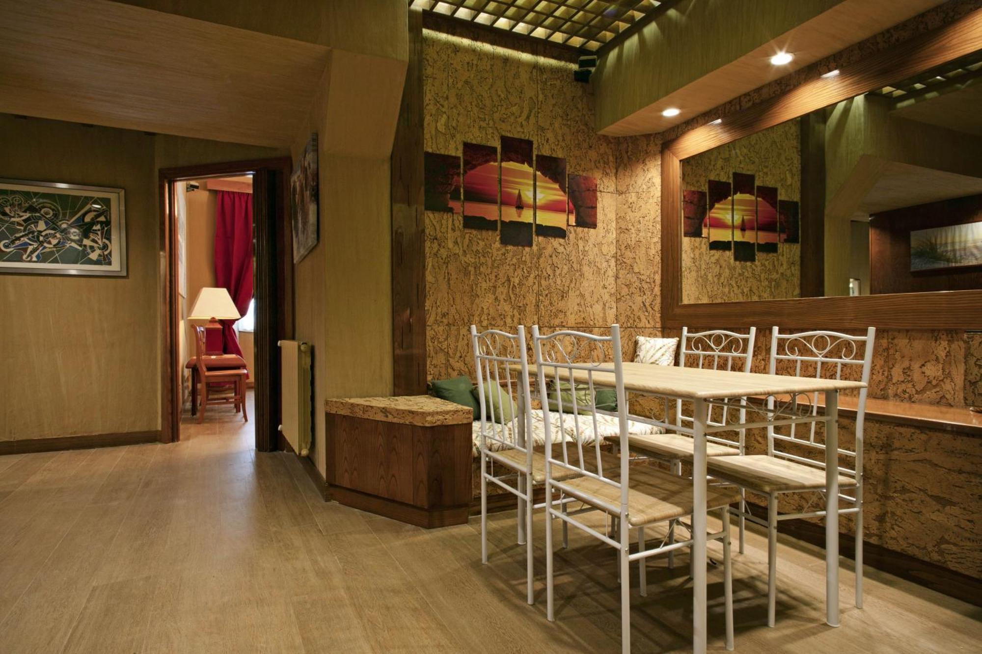 Back To 70's-modern And Terrace * Roma