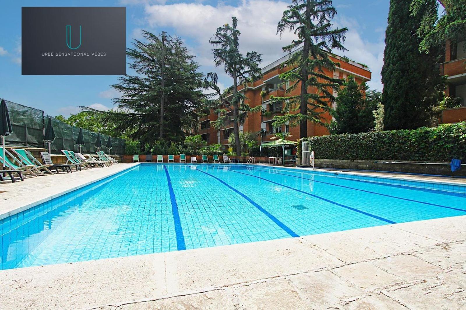 Large With Swimming Pool And Tennis Court Near The Station Apartamento *