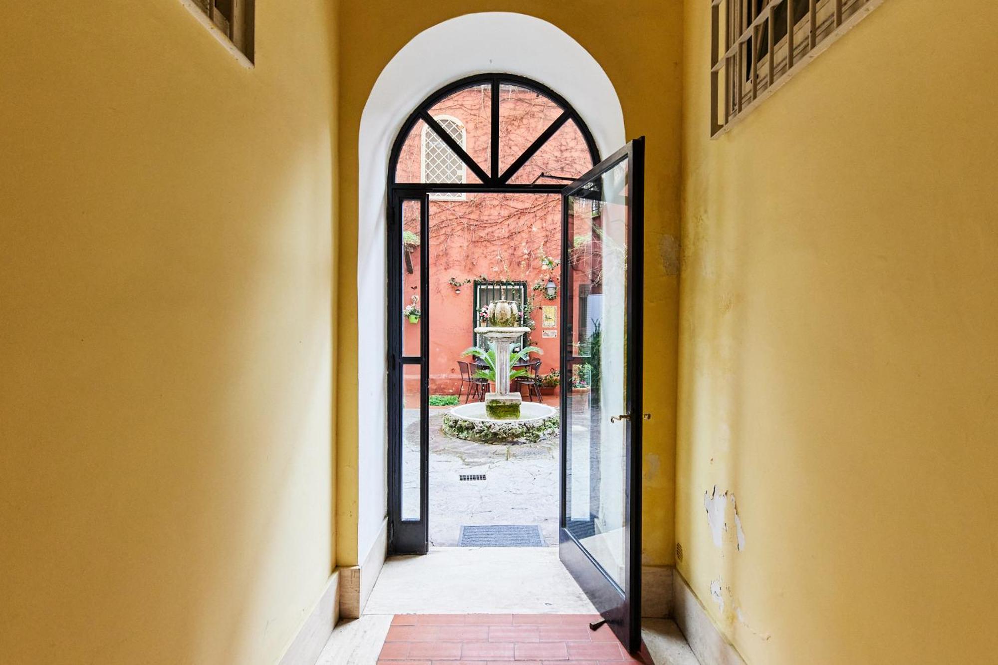 Apartamento Iflat One Step From Colosseum Roma