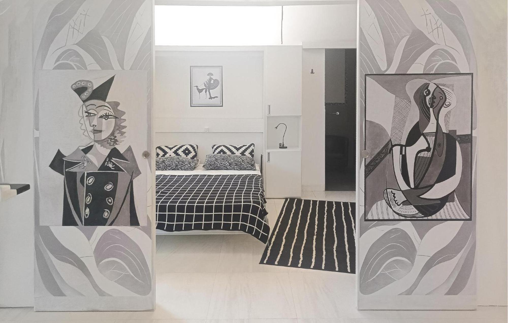 2 Bedroom Stunning In Roma