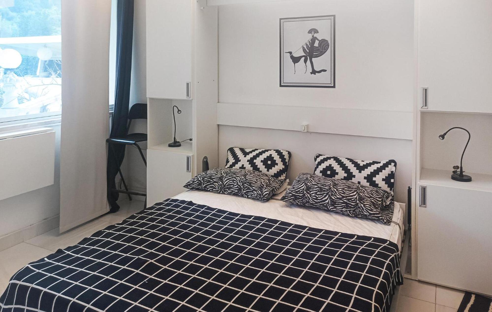 2 Bedroom Stunning In Casa vacanze Roma