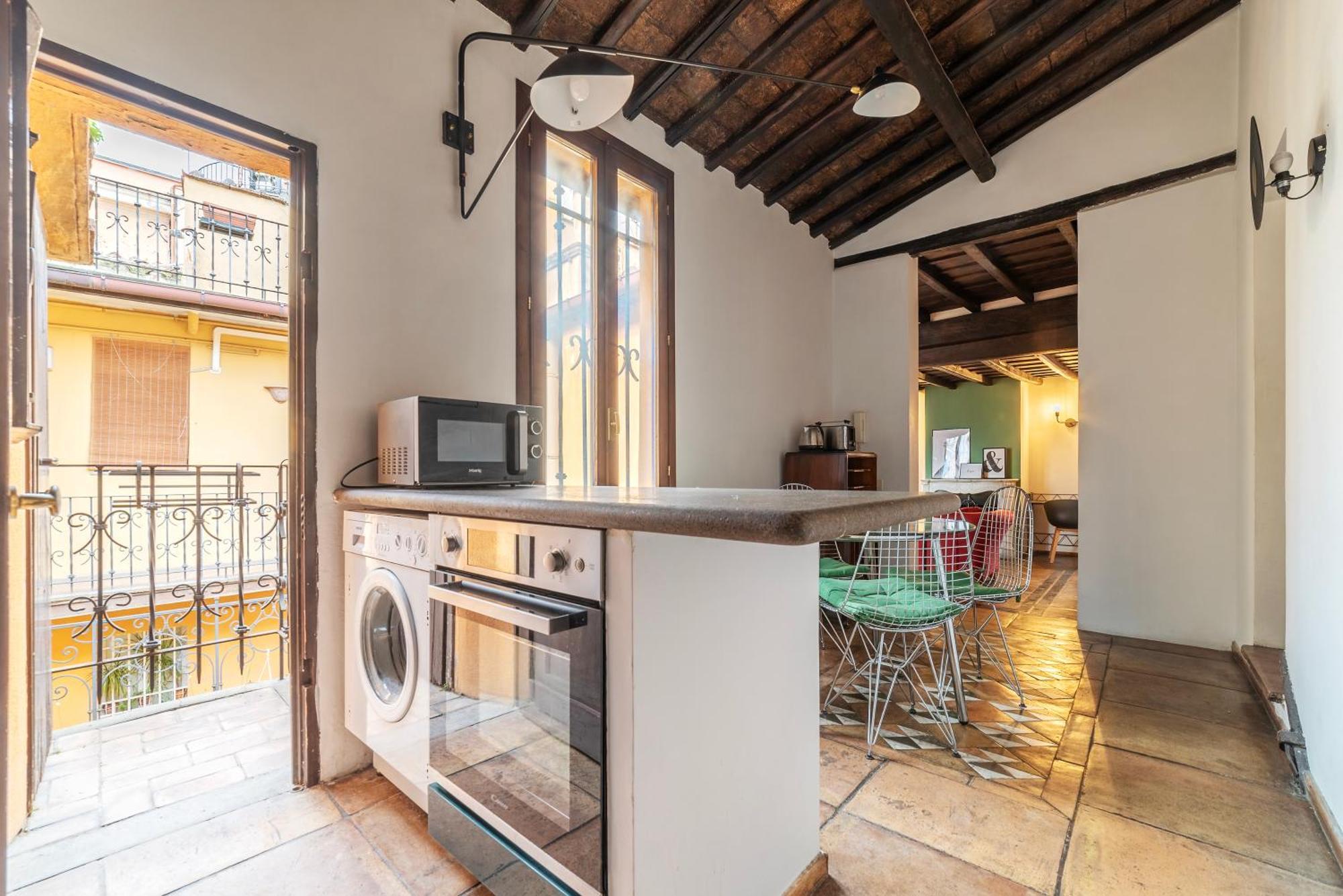 Cozy Trevi Romance Apartment Rom