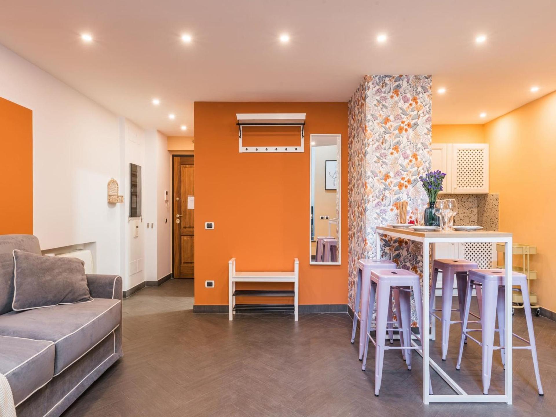 The Rent - Colorful Loft In Trastevere Area