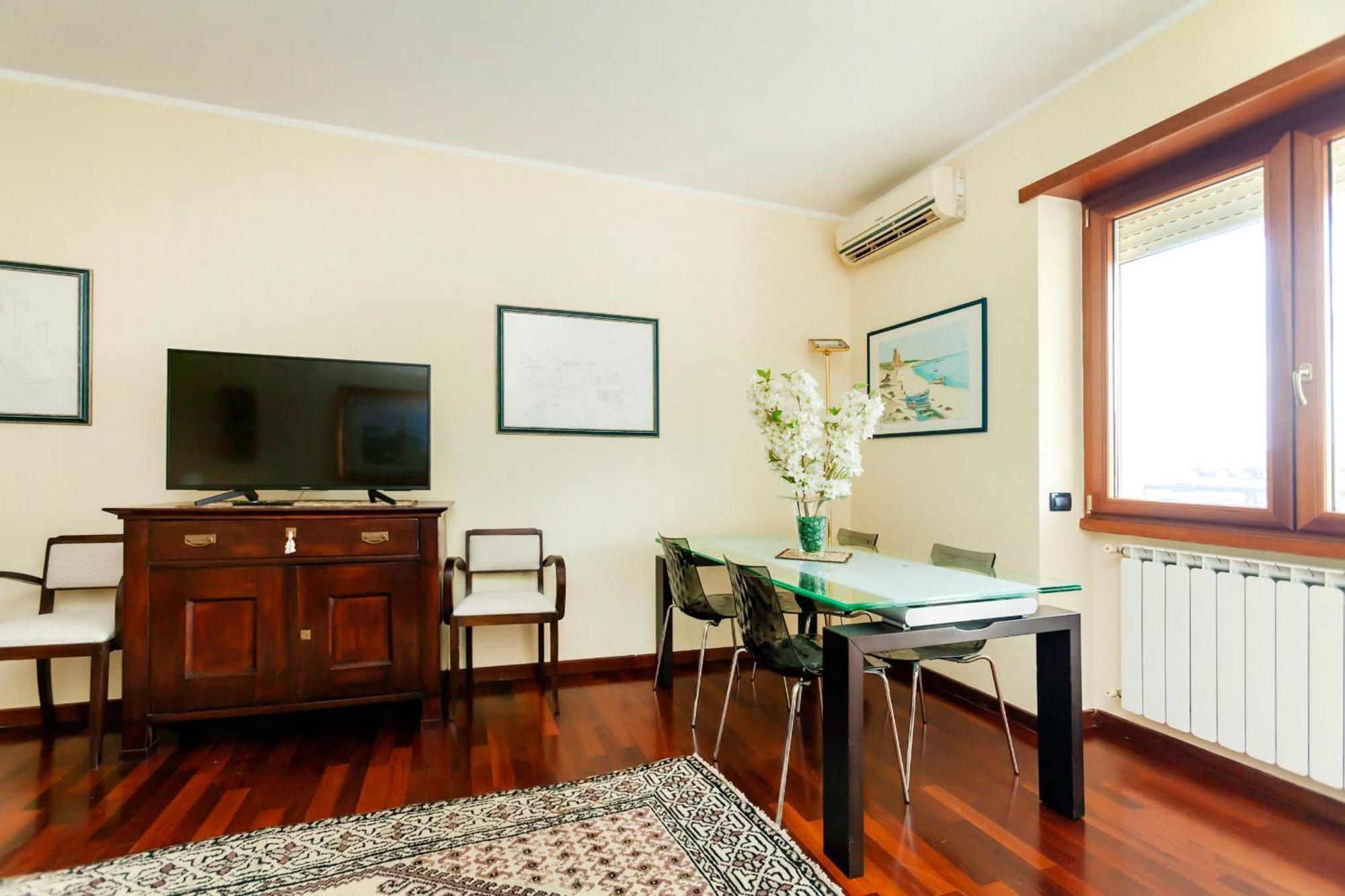 Appia Nuova Lucrezia Apartamento