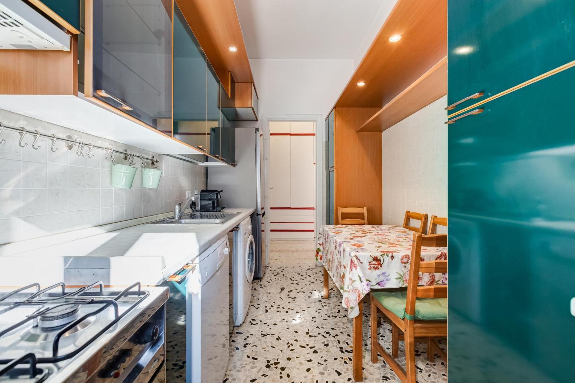 Apartamento Large With Swimming Pool And Tennis Court Near The Station *