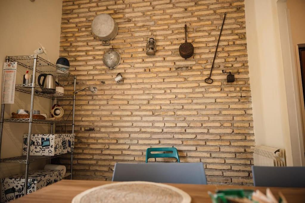 Two-room Apt. Under The Aqueduct's Arch In Pigneto Apartment Rom