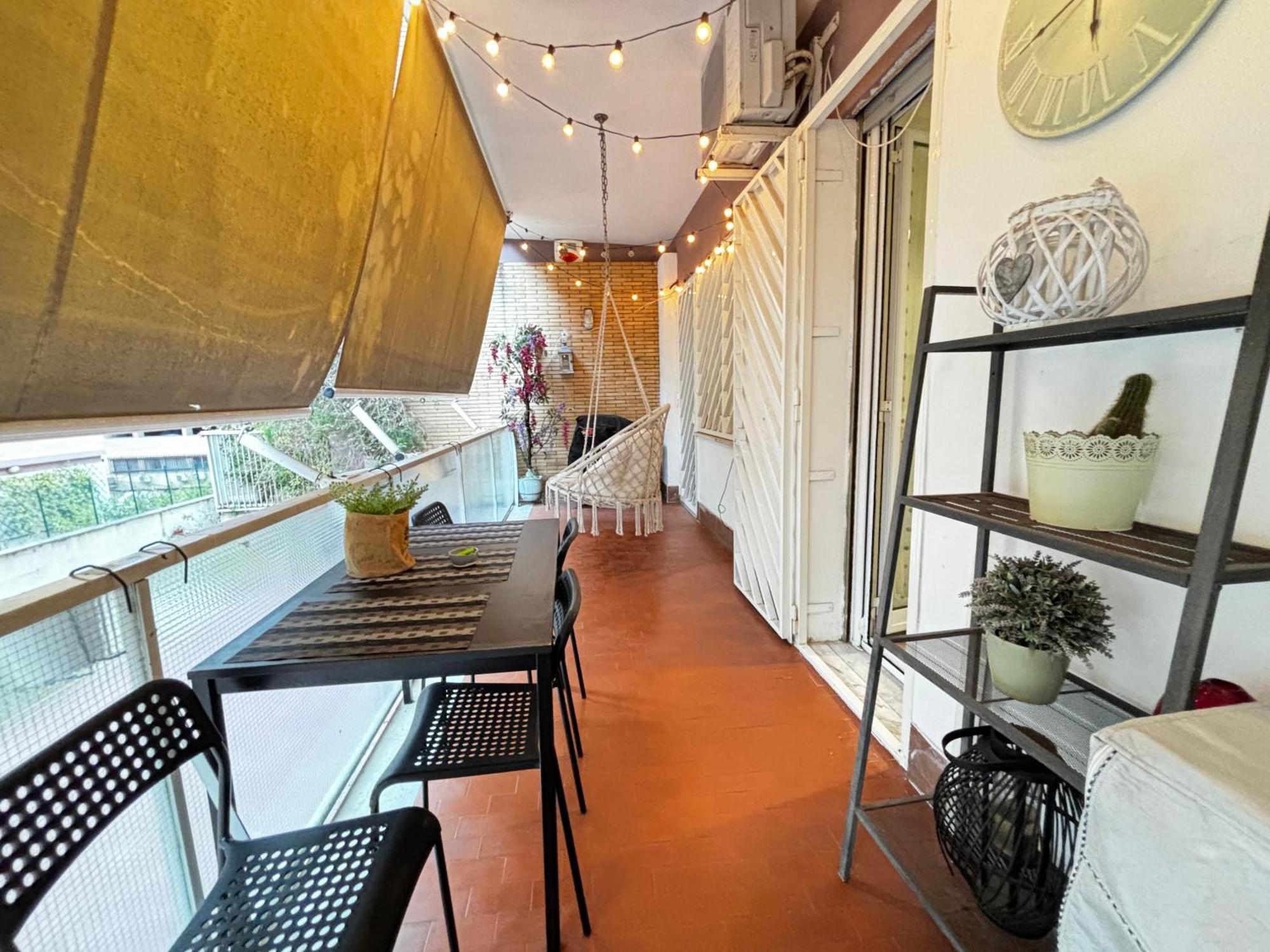 Cozy Flat With Terrace Roma