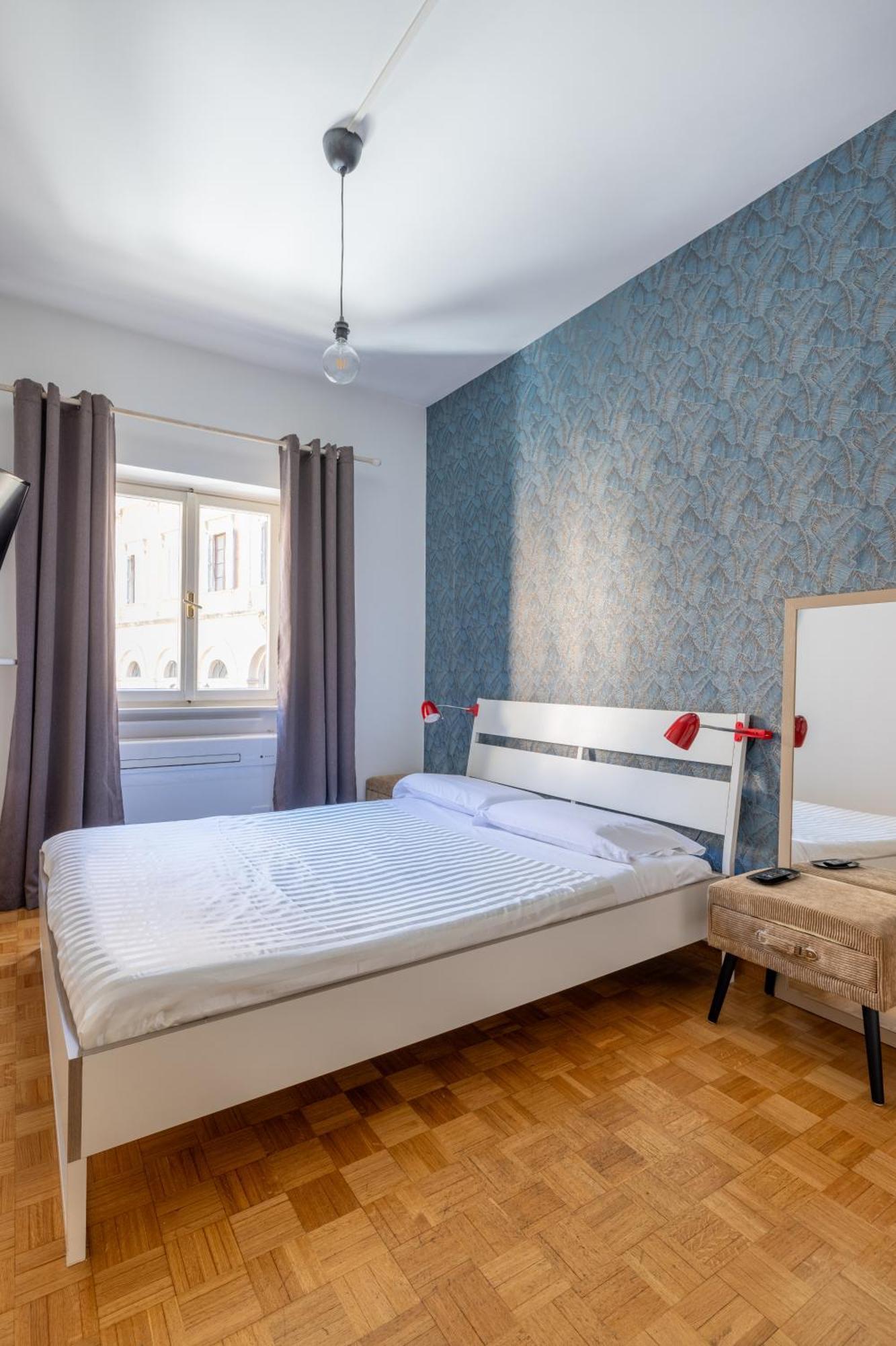 Charming With View In The Heart Of Appartamento