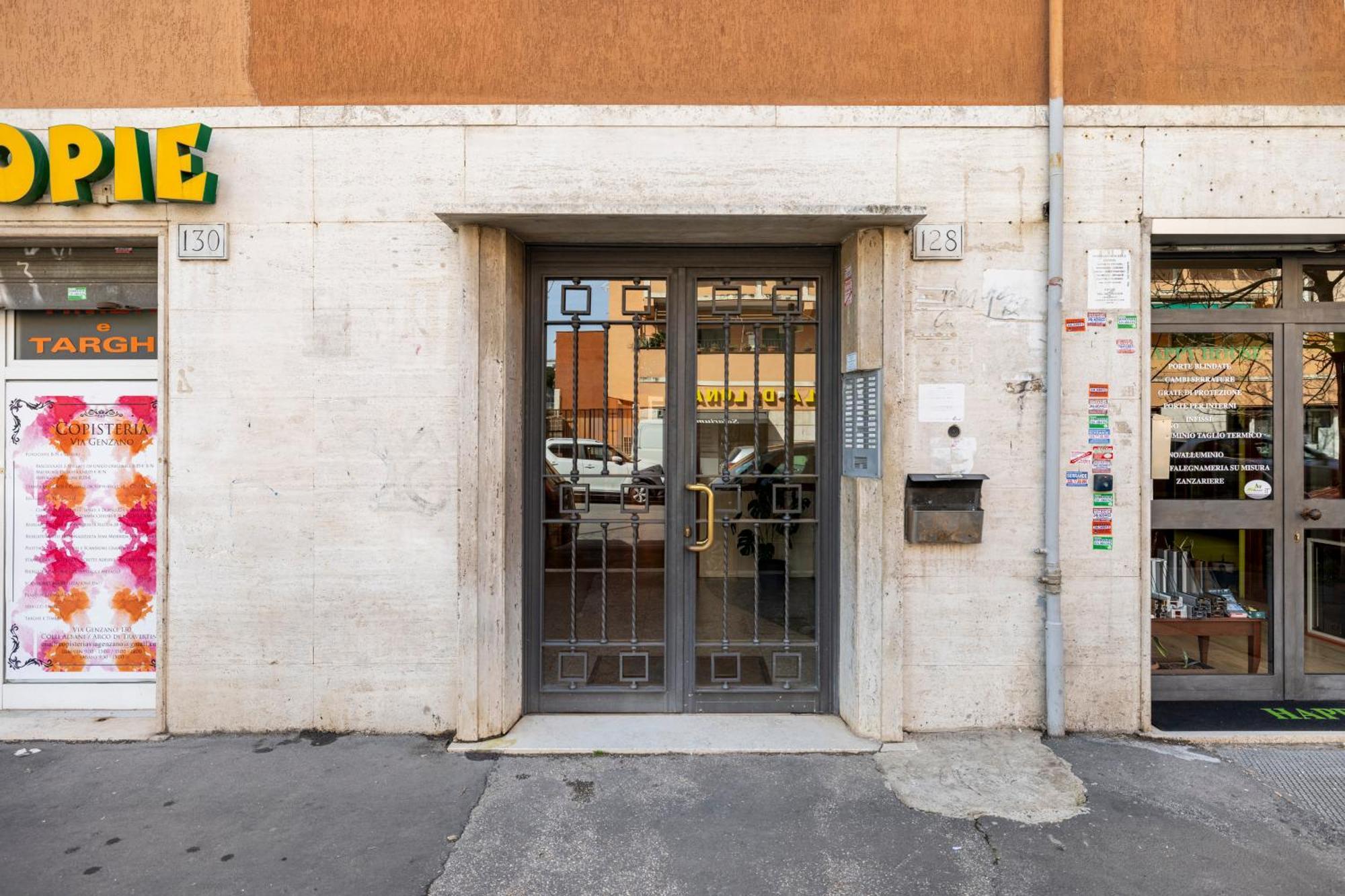 Comfortable Via Appia - B Apartment