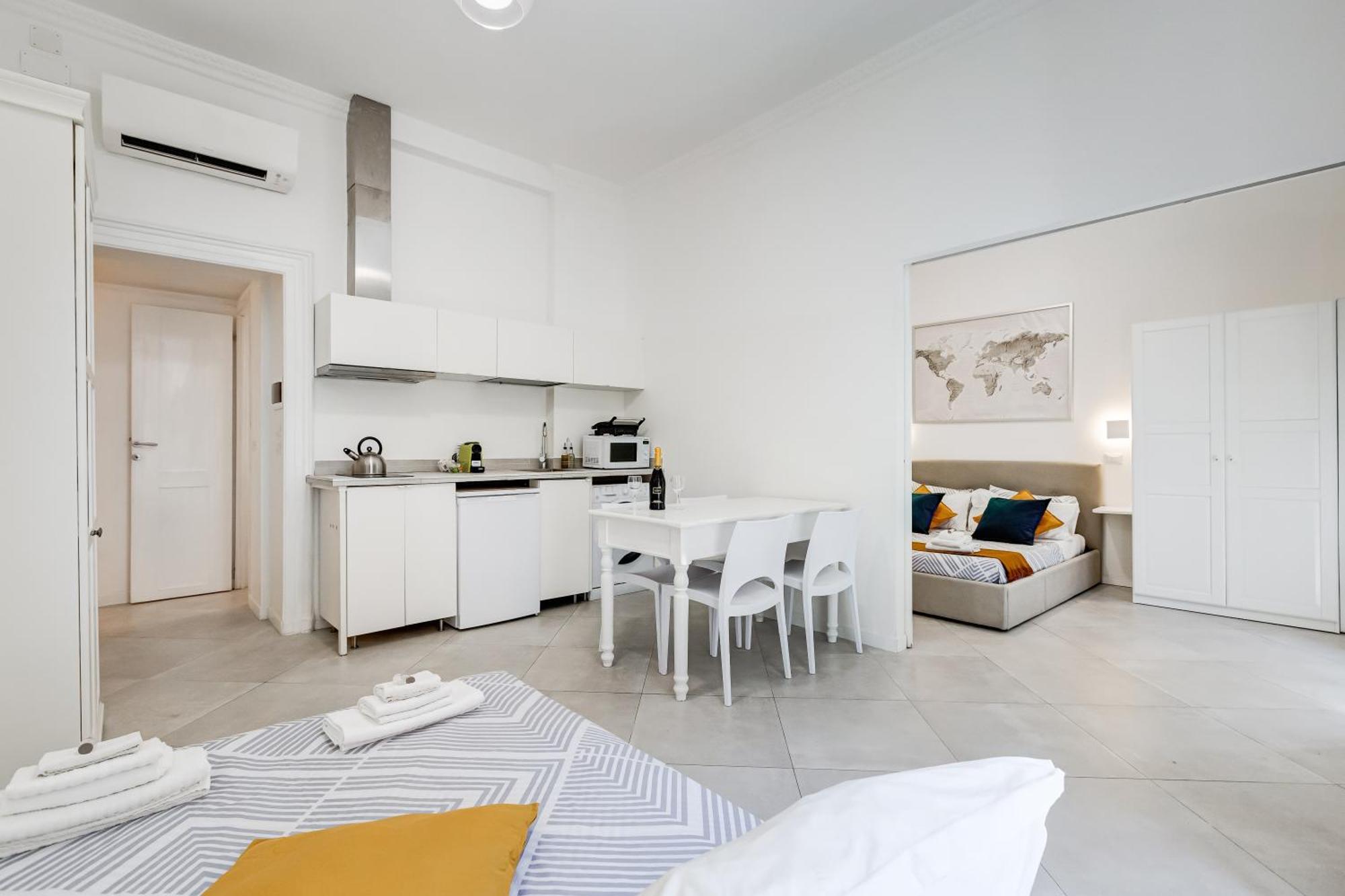 Bdc Alpha & Omega In Monti District With 2bath Apartamento *