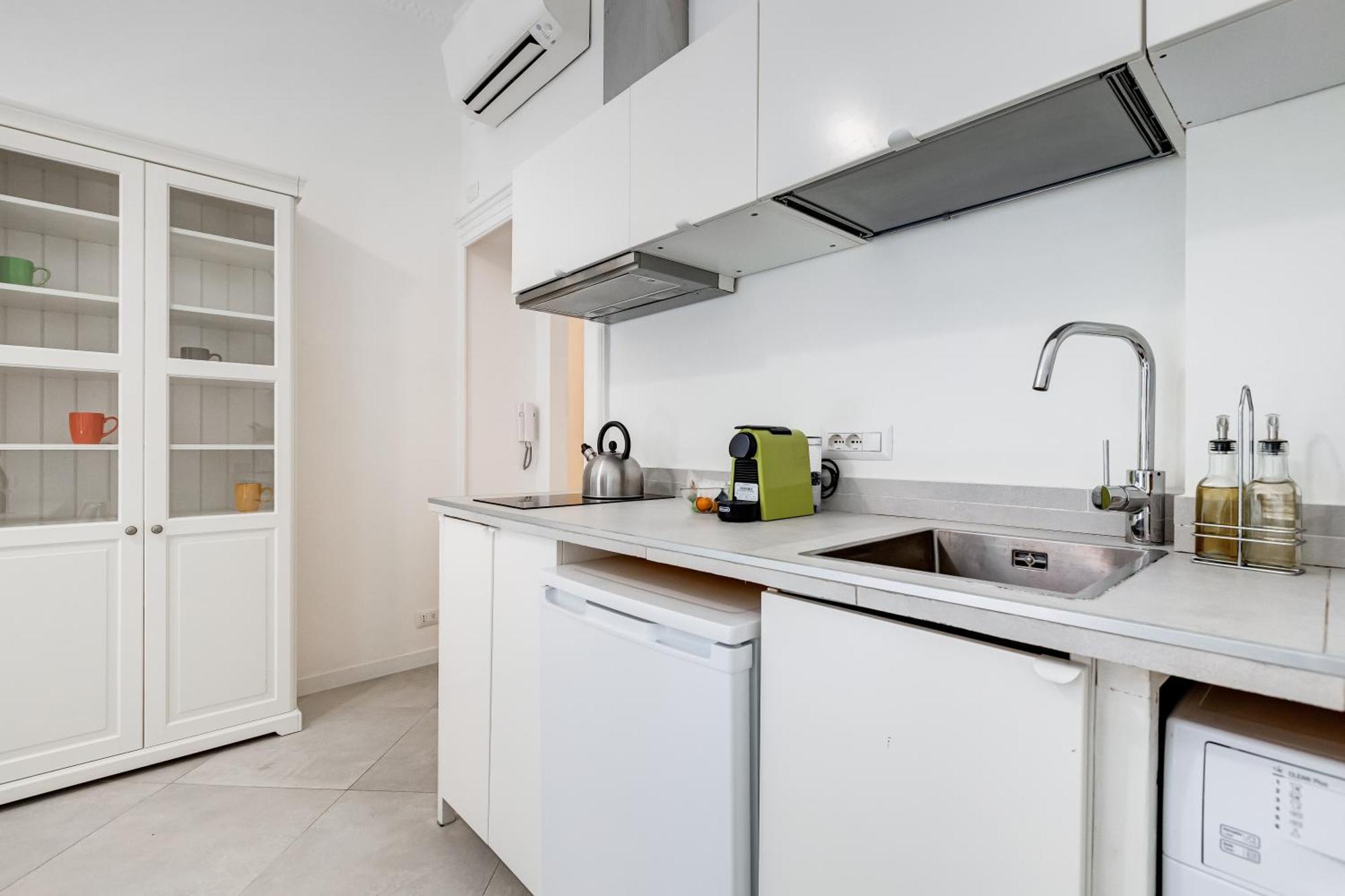 Bdc Alpha & Omega In Monti District With 2bath Appartamento Roma