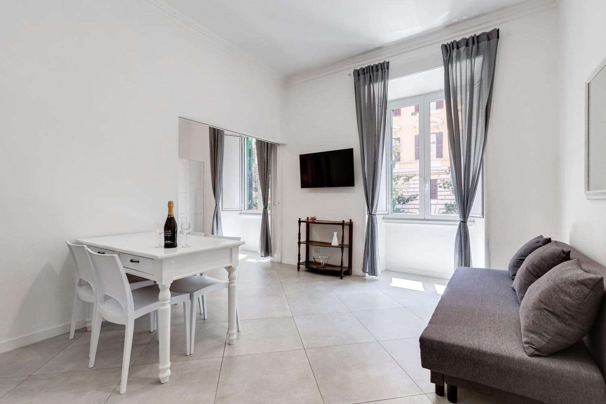 Appartamento Bdc Alpha & Omega In Monti District With 2bath Roma