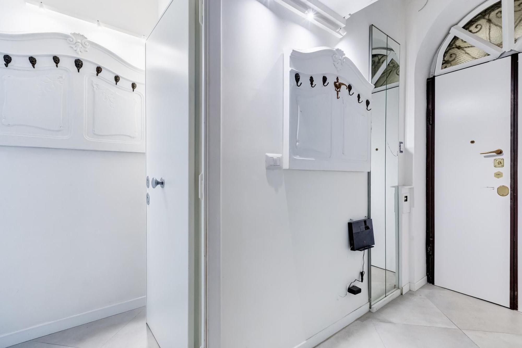 Apartamento Bdc Alpha & Omega In Monti District With 2bath