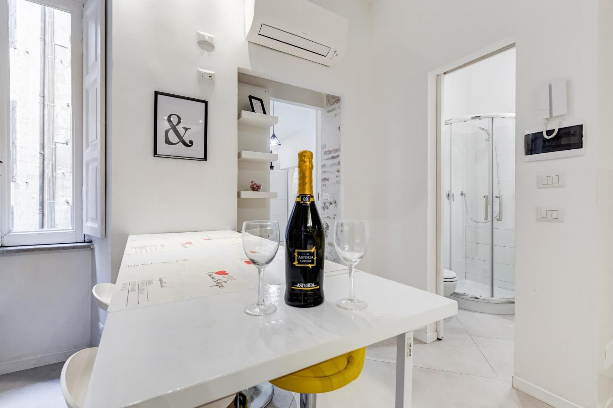 Bdc Alpha & Omega In Monti District With 2bath Apartamento Roma