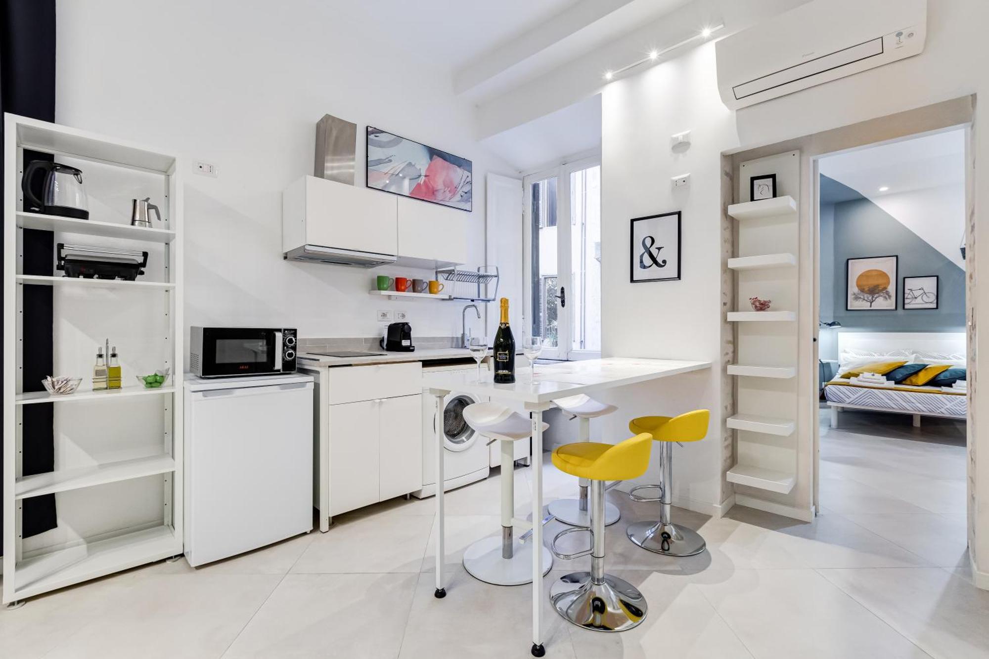 Bdc Alpha & Omega In Monti District With 2bath * Roma