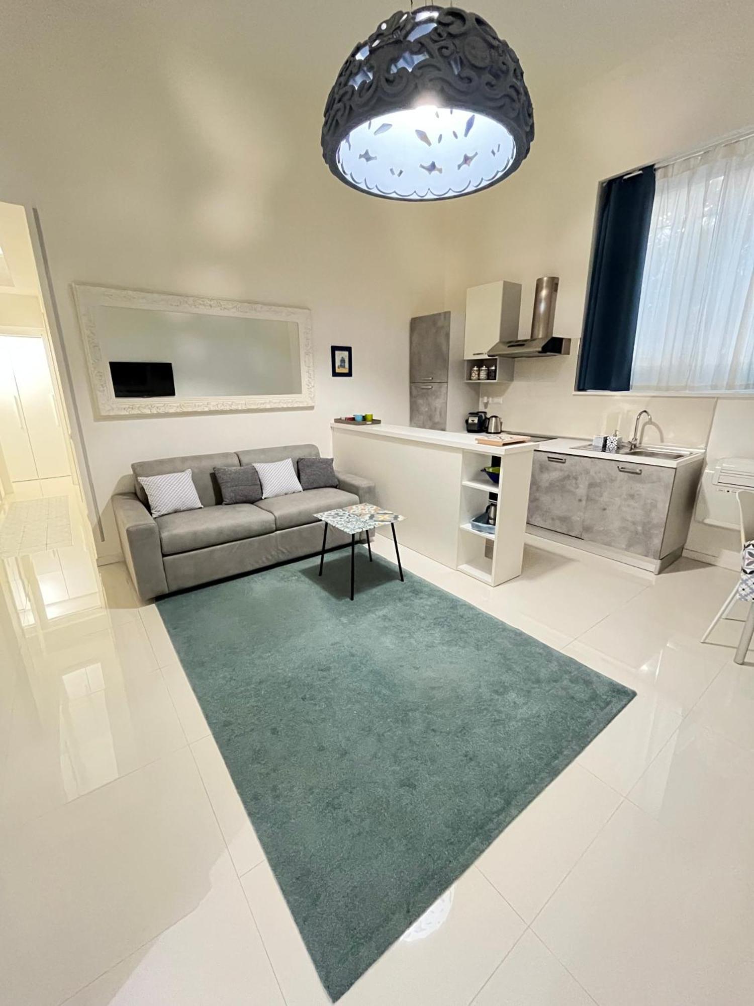 Residenza Santi Ai Monti * Roma
