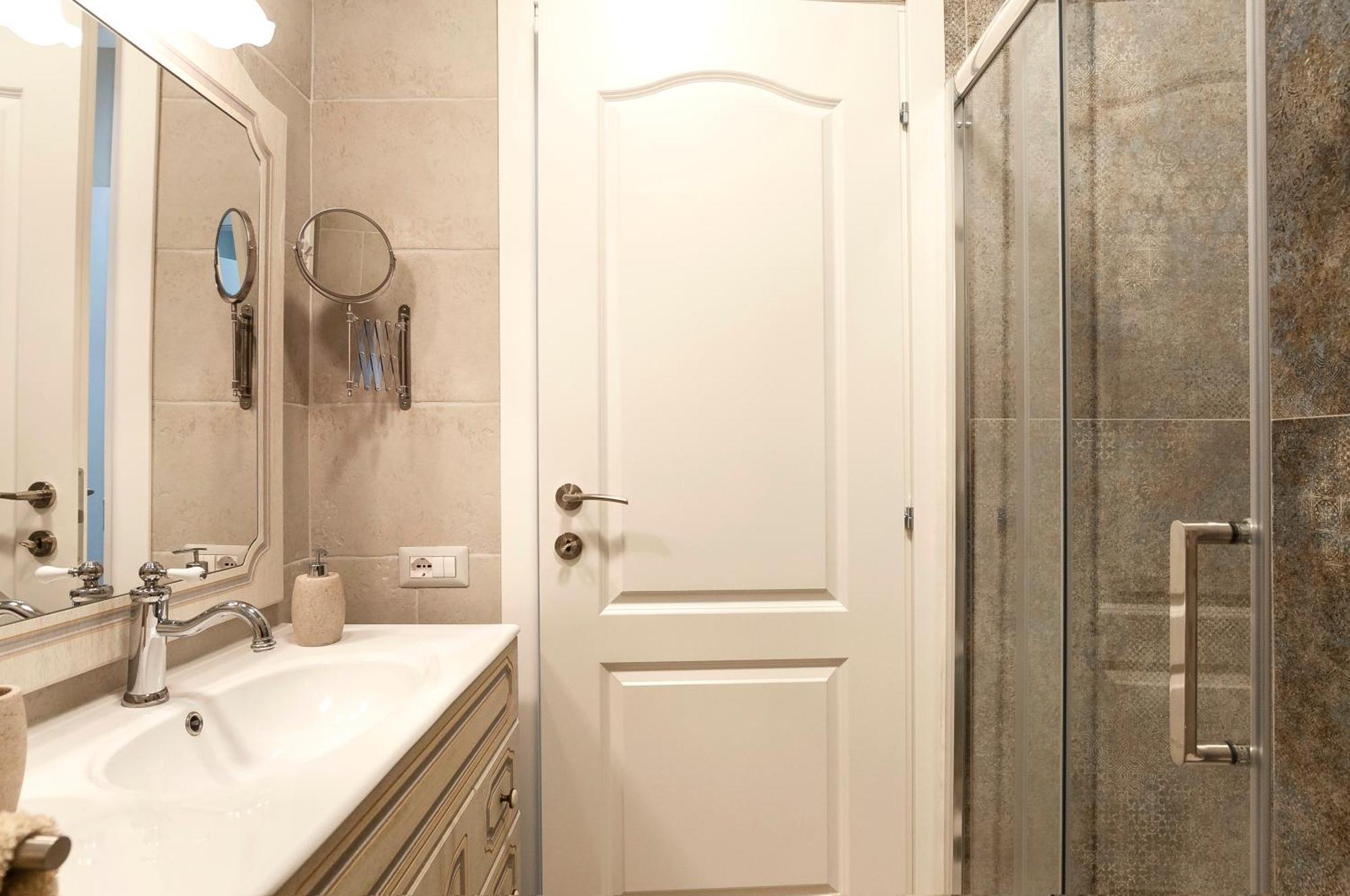 Apartamento Elegant Comfy Three-rooms In Eur With Parking Roma
