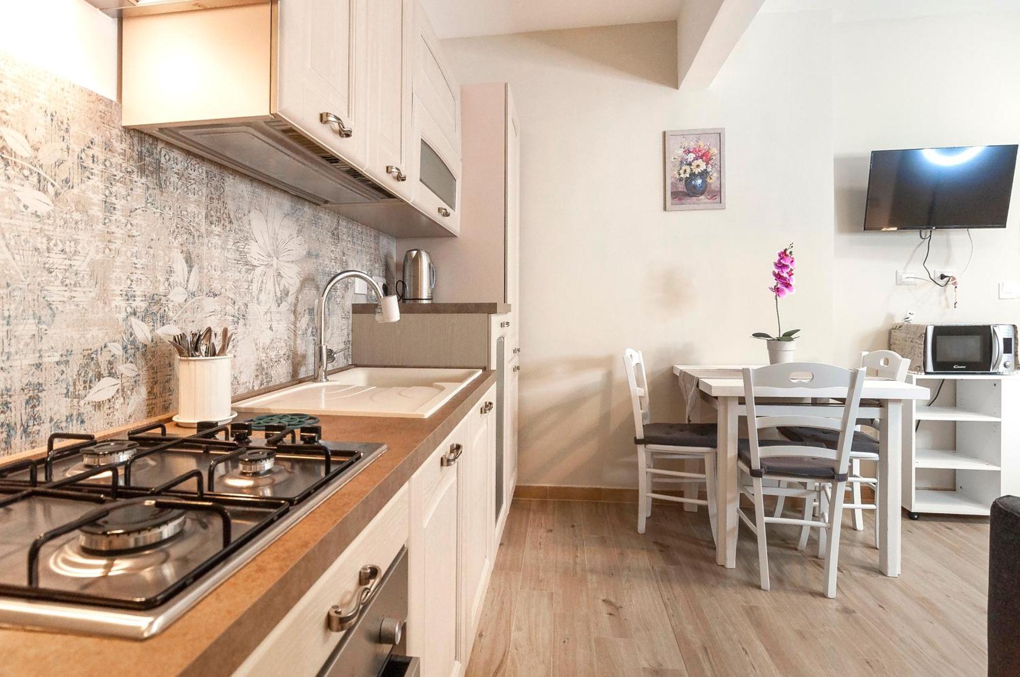 Apartamento Elegant Comfy Three-rooms In Eur With Parking Roma