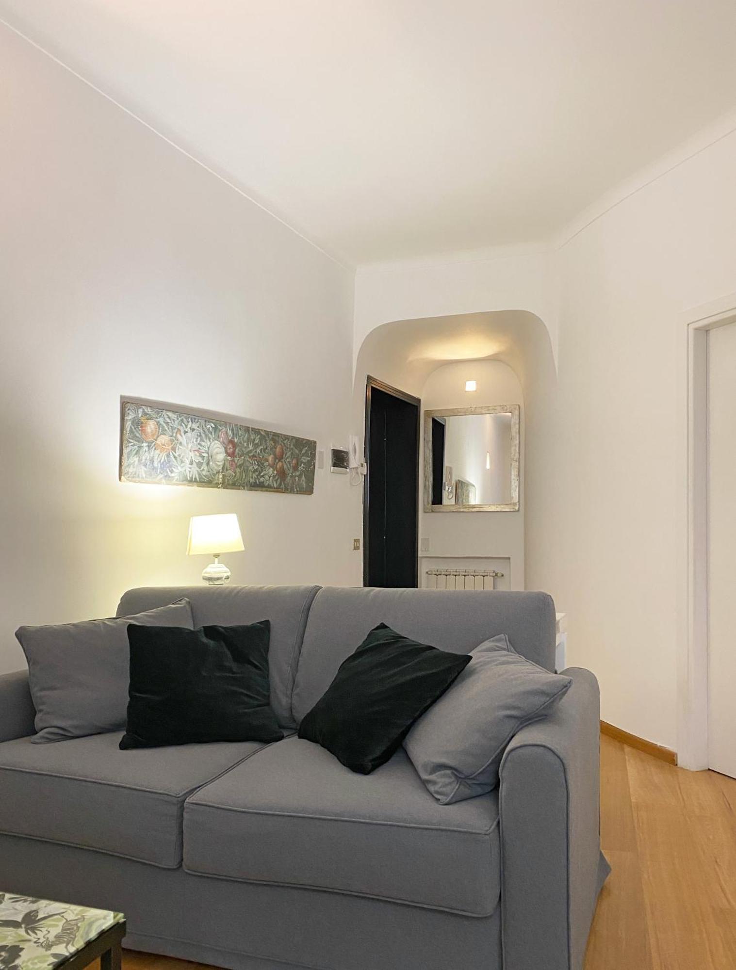 Via Giulia / Historic Center Of Apartamento *