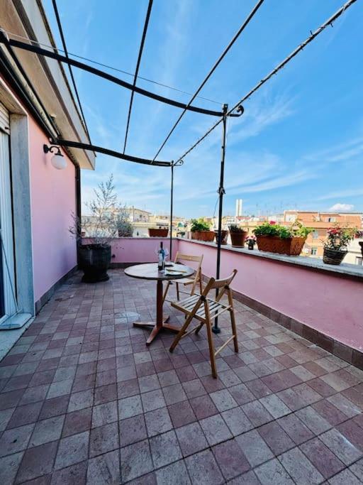 Penthouse Con Terrazzo Vista A Monteverde Appartamento *