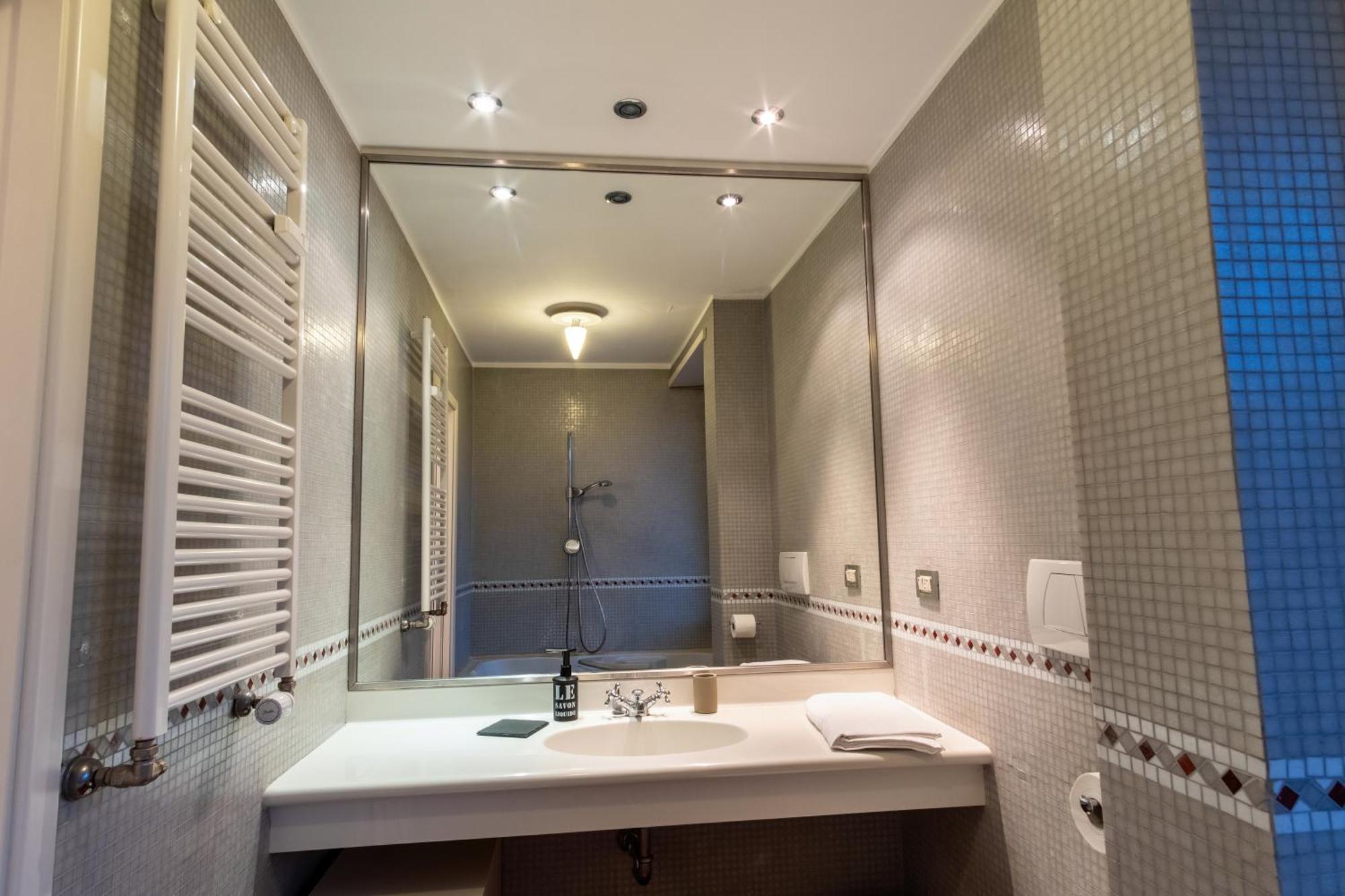 Appartamento Attic With Terrace And Jacuzzi - Luxury Roma