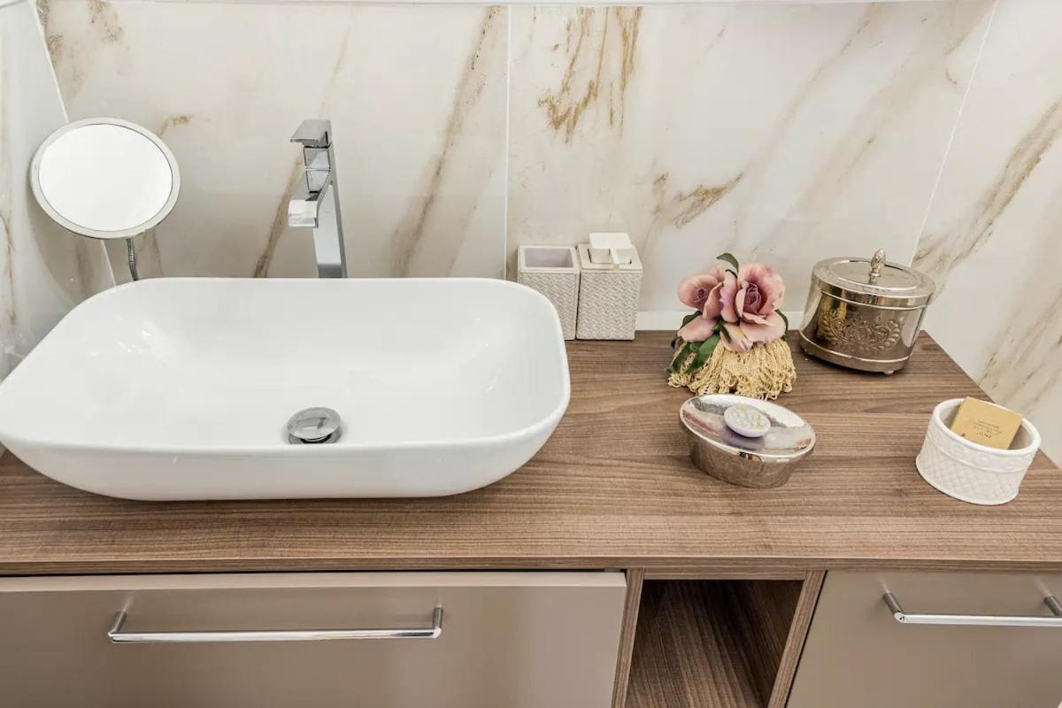 Menotti Elegant By 101flats Apartment *