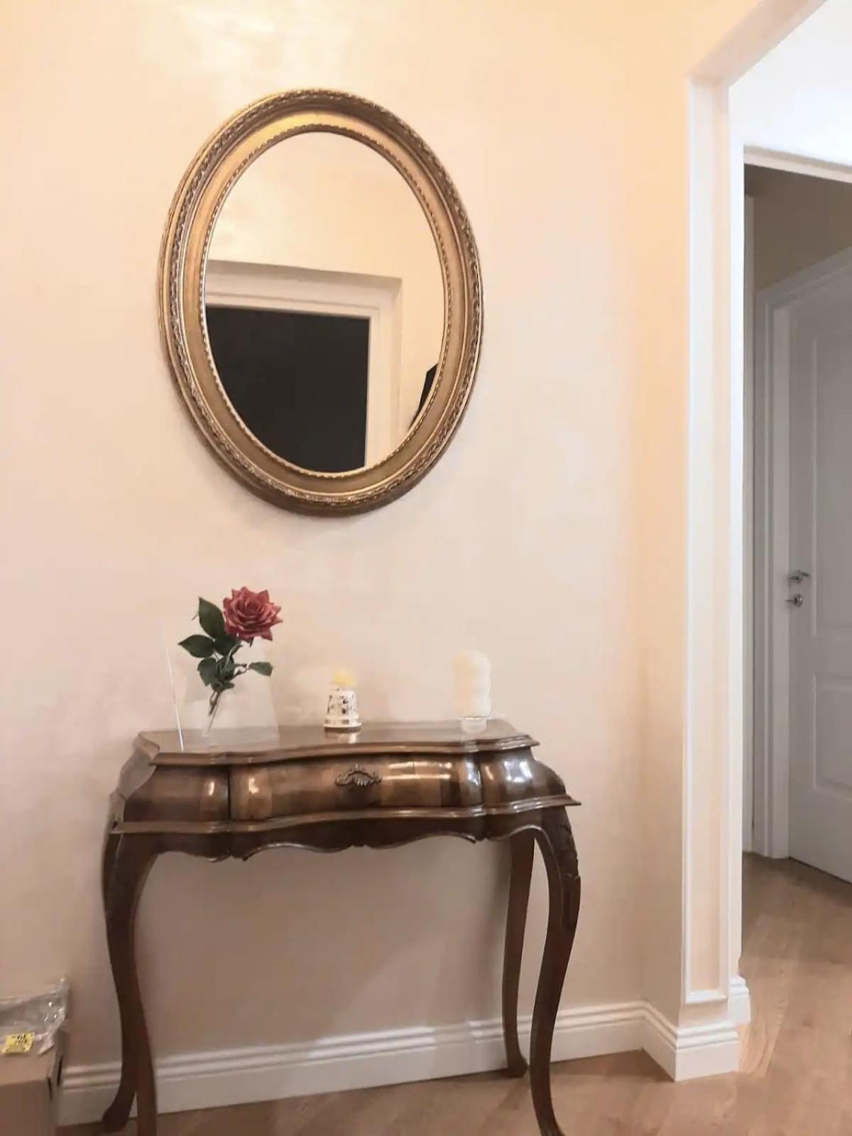 Apartment Menotti Elegant By 101flats *