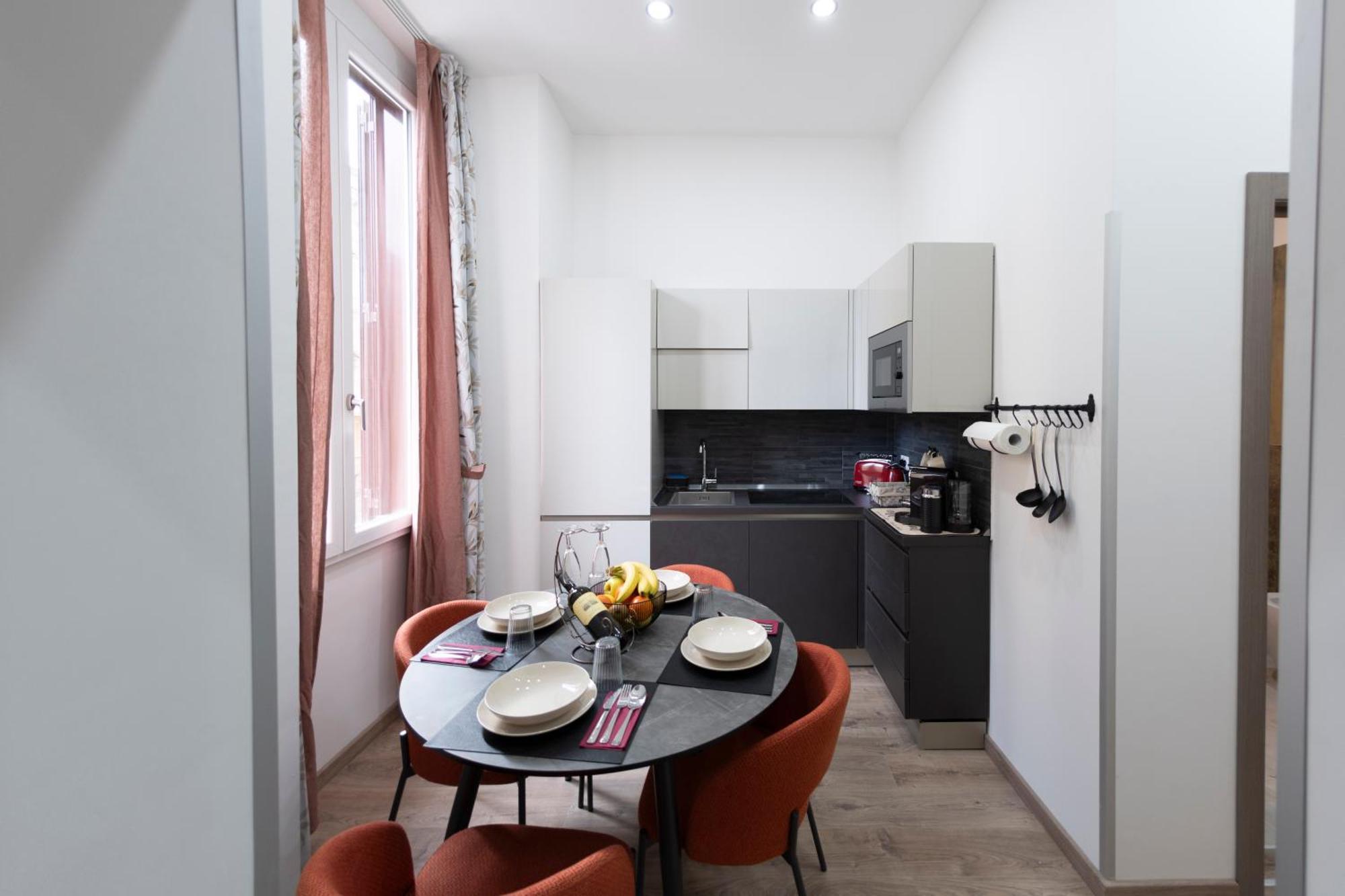 Cola Bed & Breakfast Roma