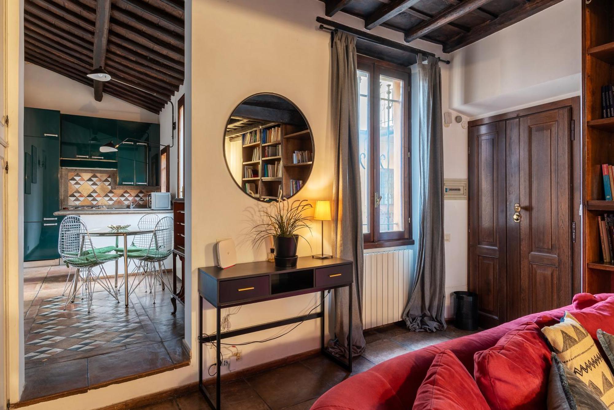 Cozy Trevi Romance Apartment Rom