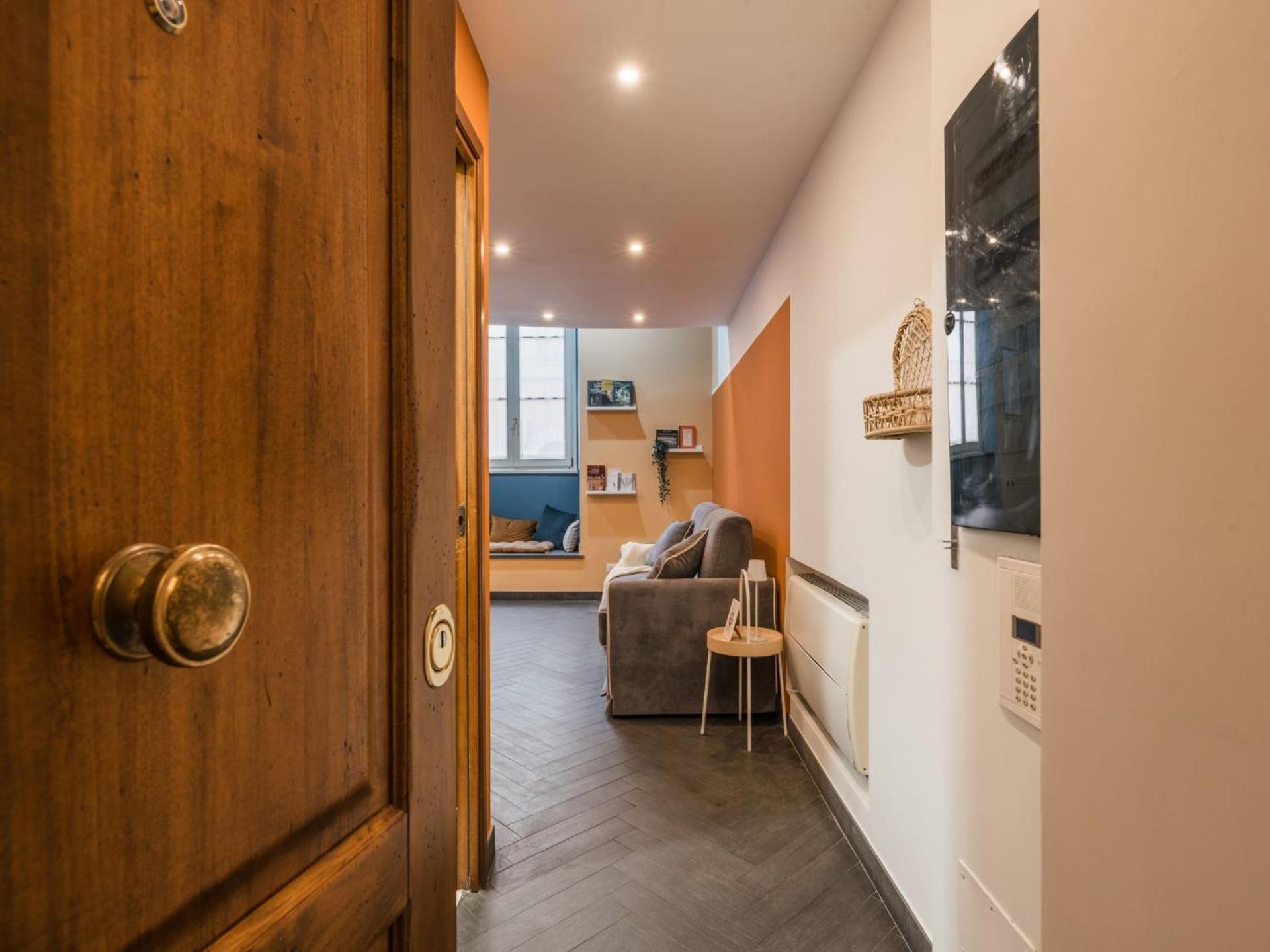 The Rent - Colorful Loft In Trastevere Area * Roma