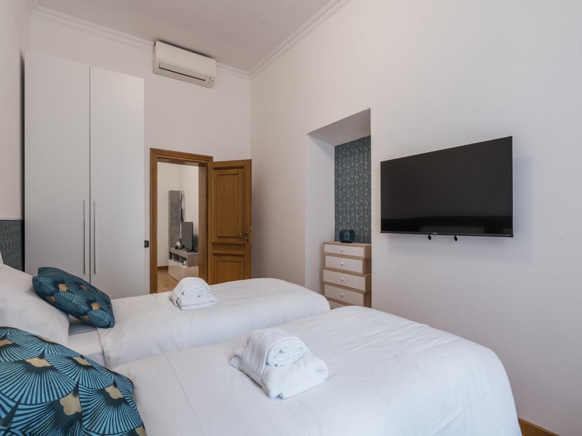 The Rent - Four-room A Few Steps From The Trevi Fountain Appartamento