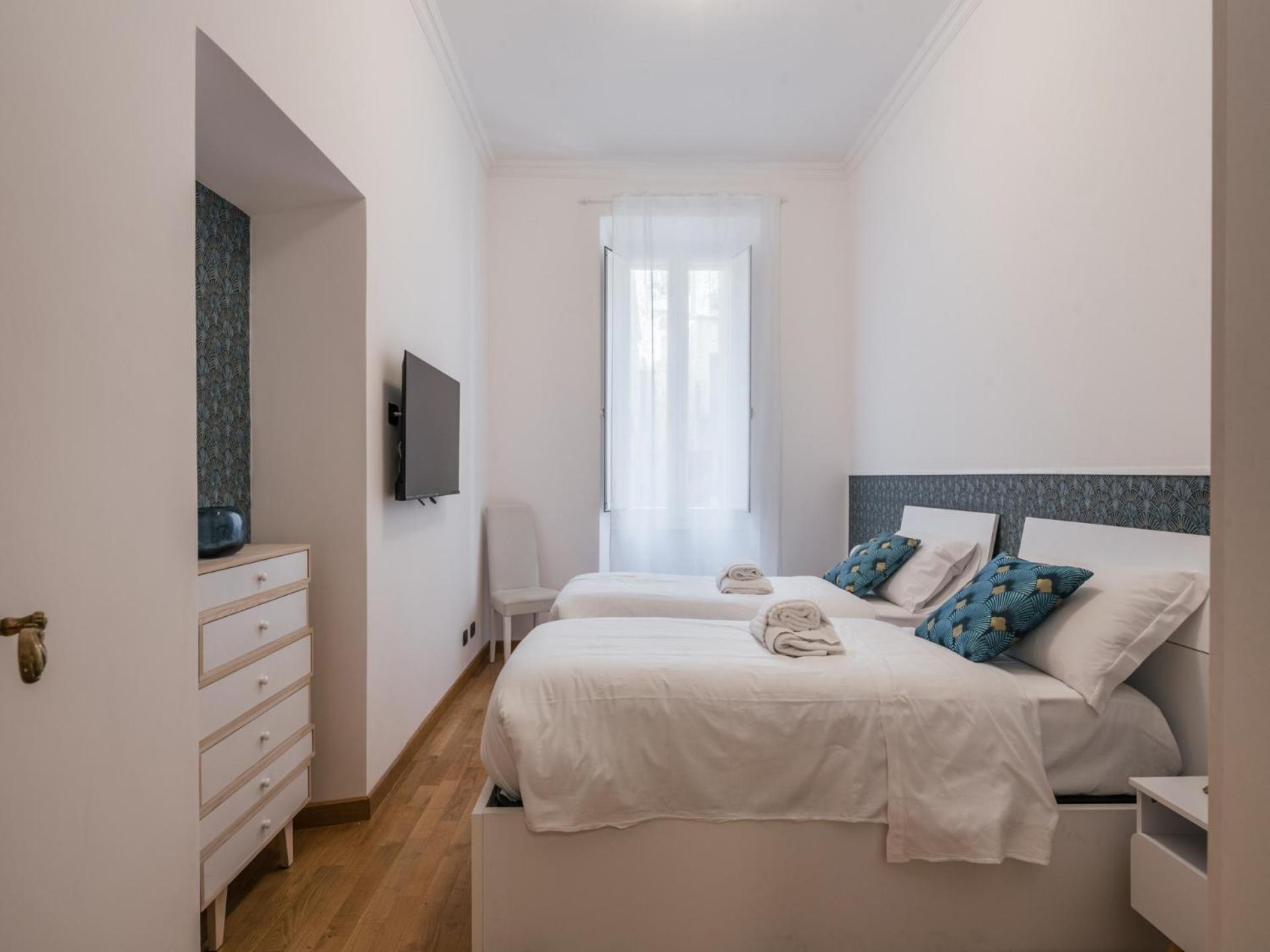 The Rent - Four-room A Few Steps From The Trevi Fountain Roma