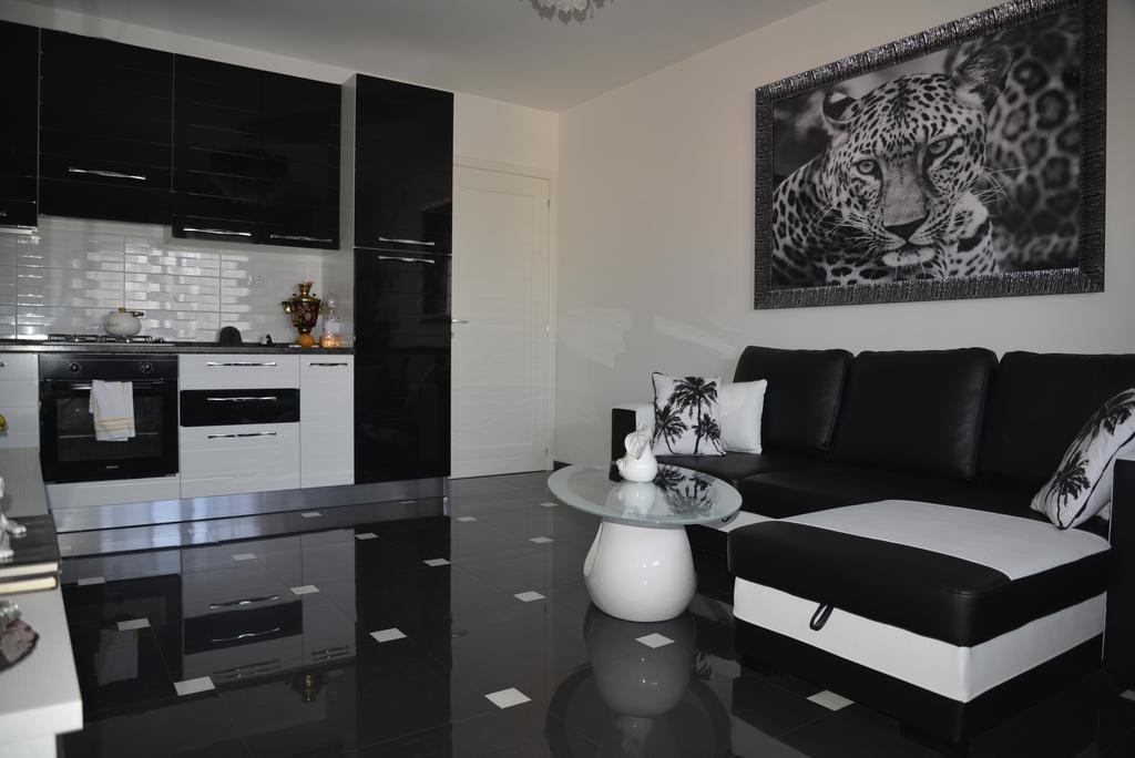 Sole E Luna Apartment