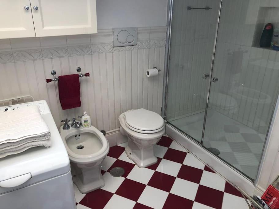 Walking Distance From Via Veneto Roma