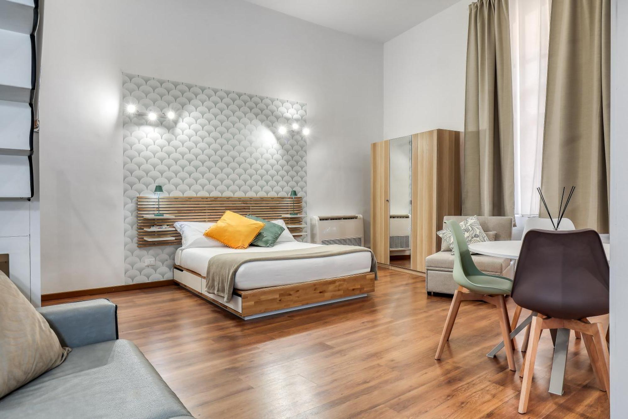 Apartment Atrhome Essential Loft Canova Rome