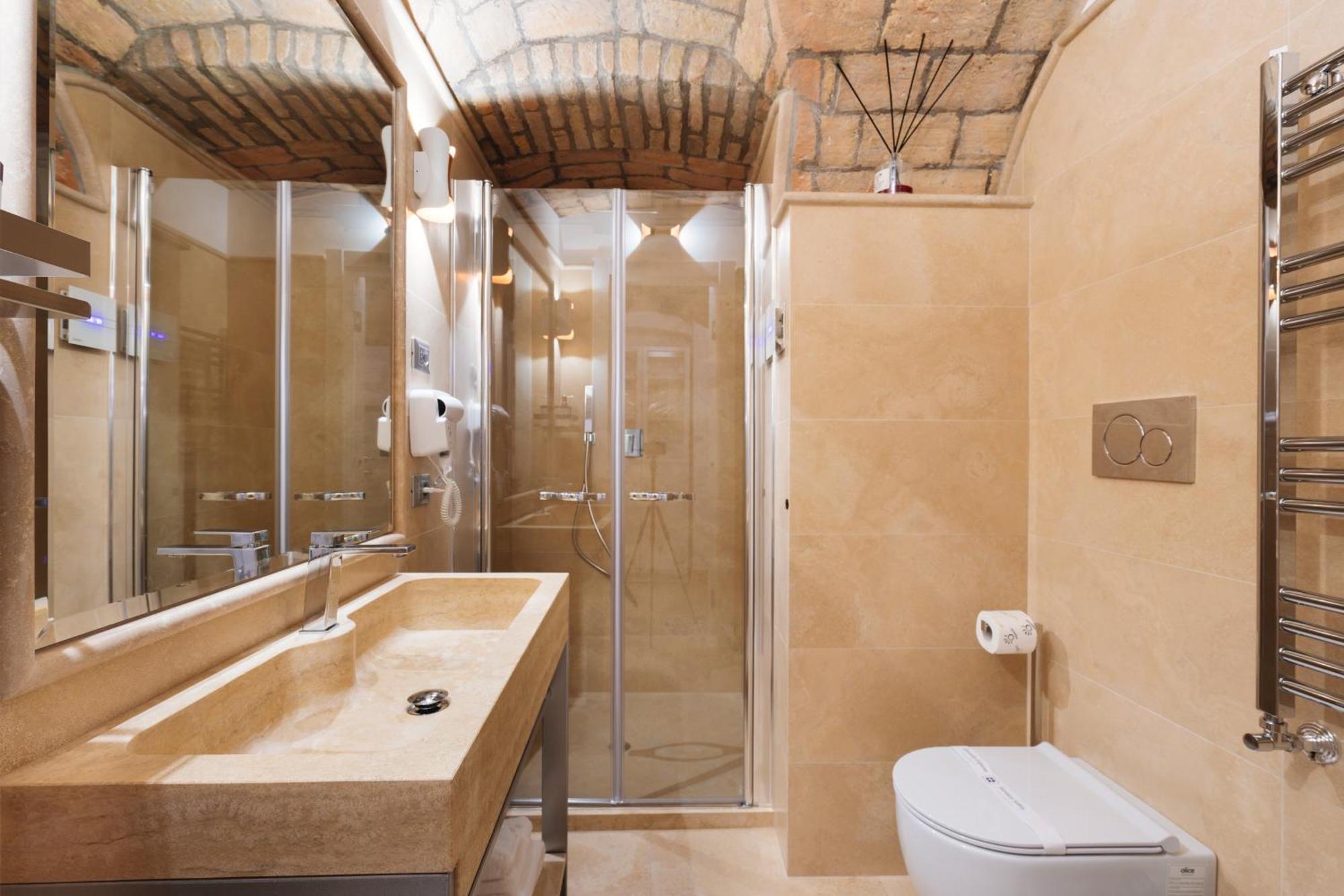 Domus Mariani - Cremera Leilighet *