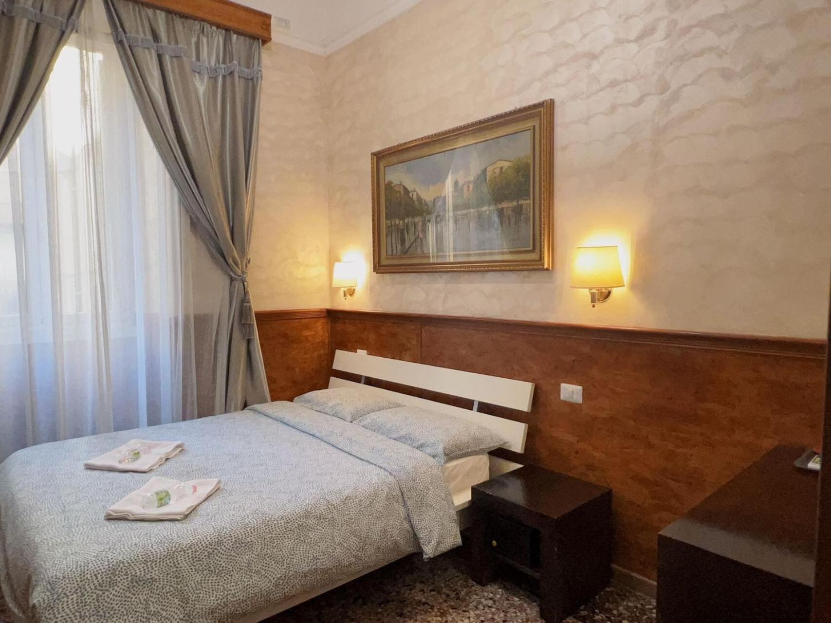 Romafullhouse Rome