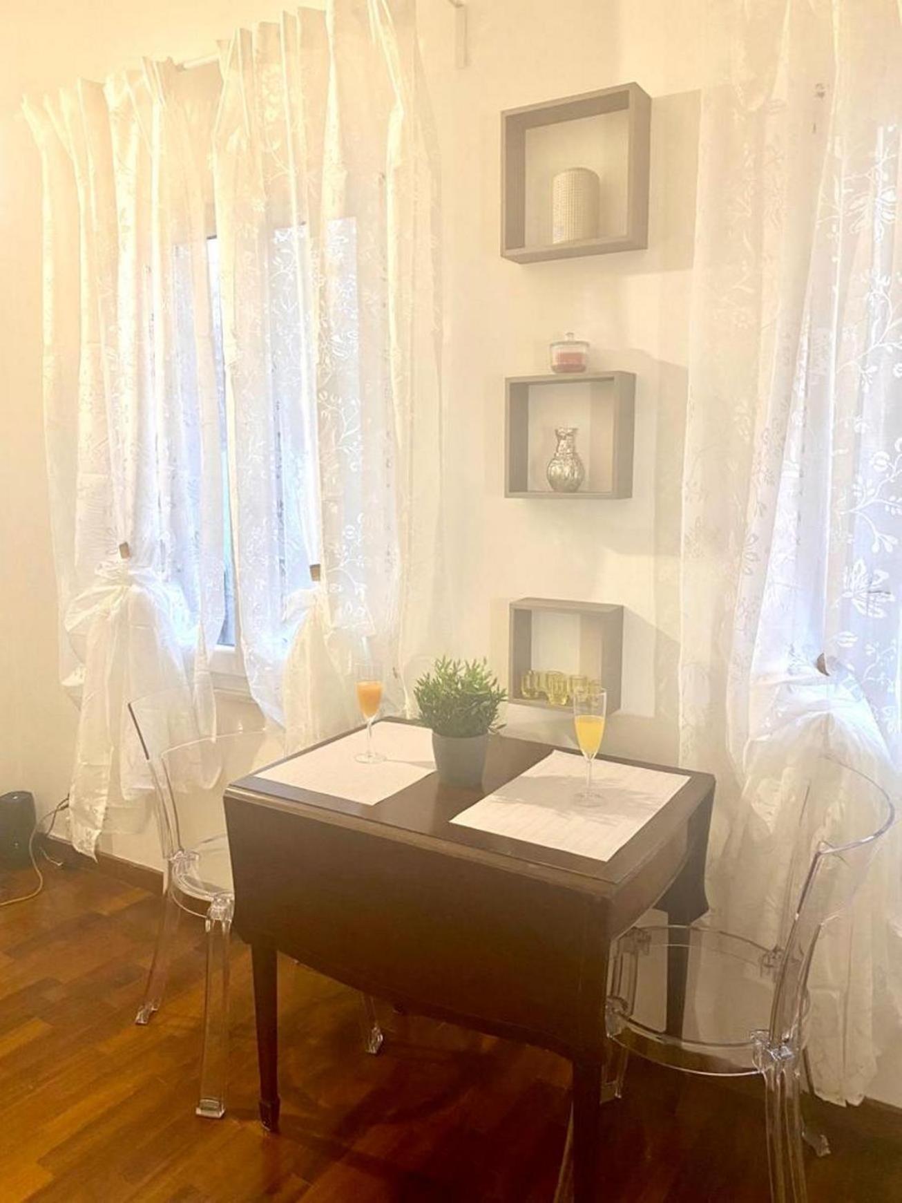 Apartment Navona Viola Rom